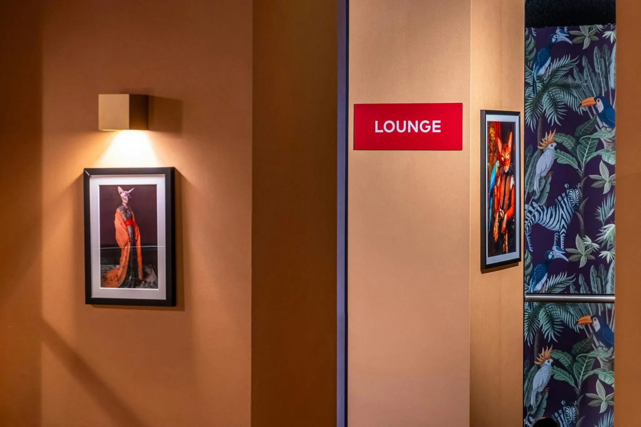 Lobby or reception in Leonardo Hotel Amsterdam Leidse Square