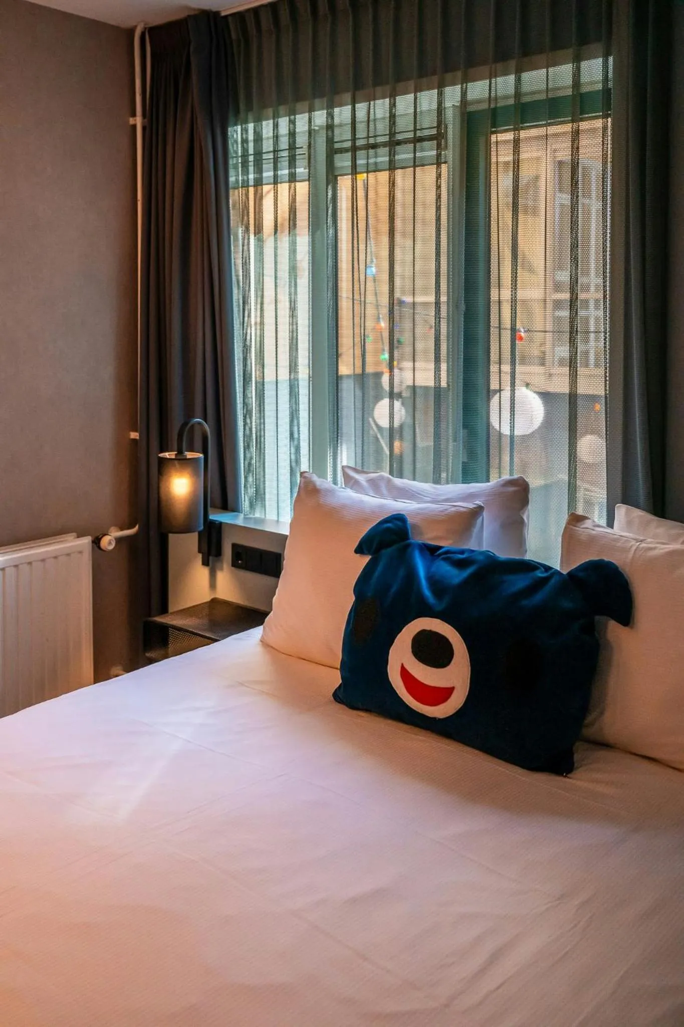 Photo of the whole room, Bed in Leonardo Hotel Amsterdam Leidse Square