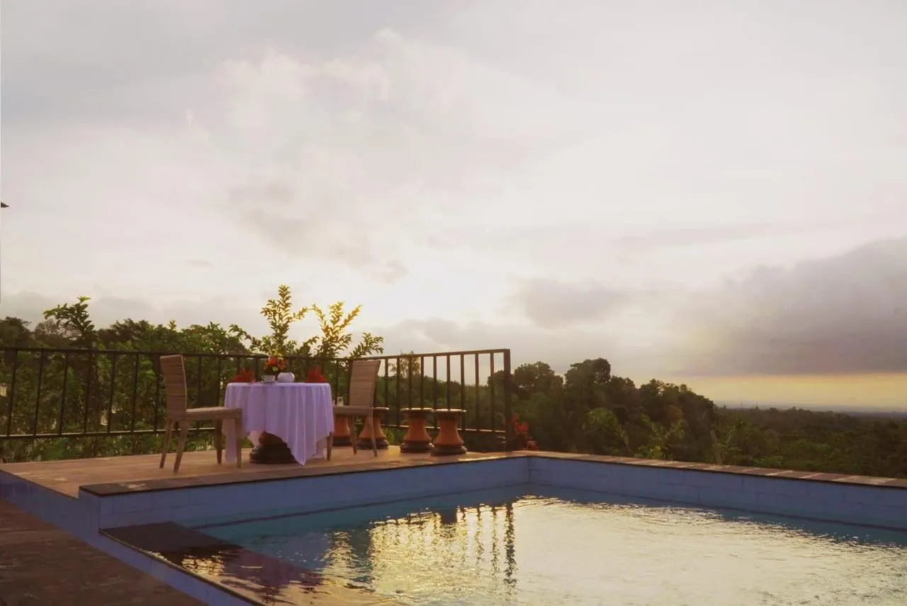 Swimming pool in Dukuh Baturan Villa