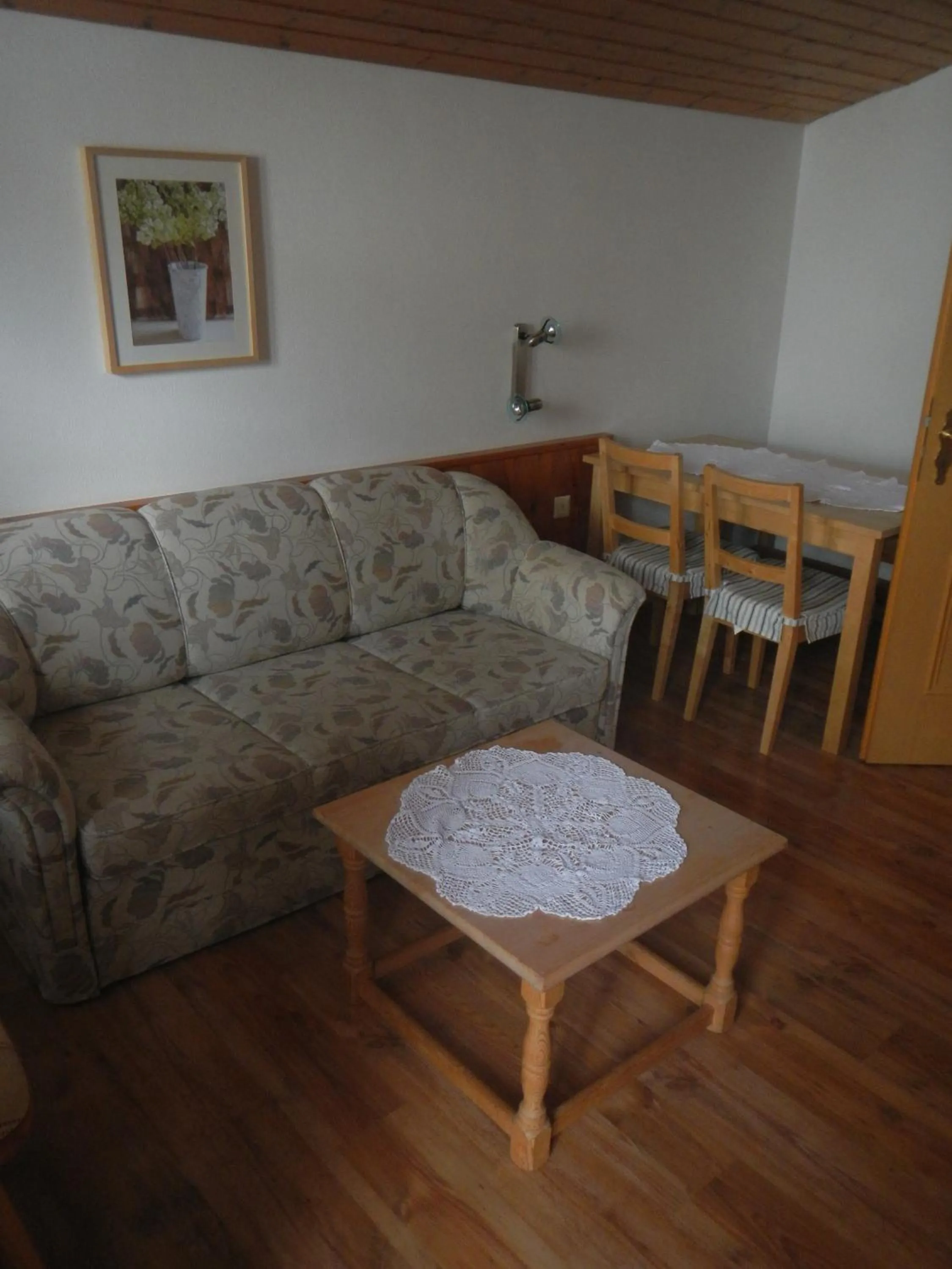 Photo of the whole room in Gästehaus Brigitte