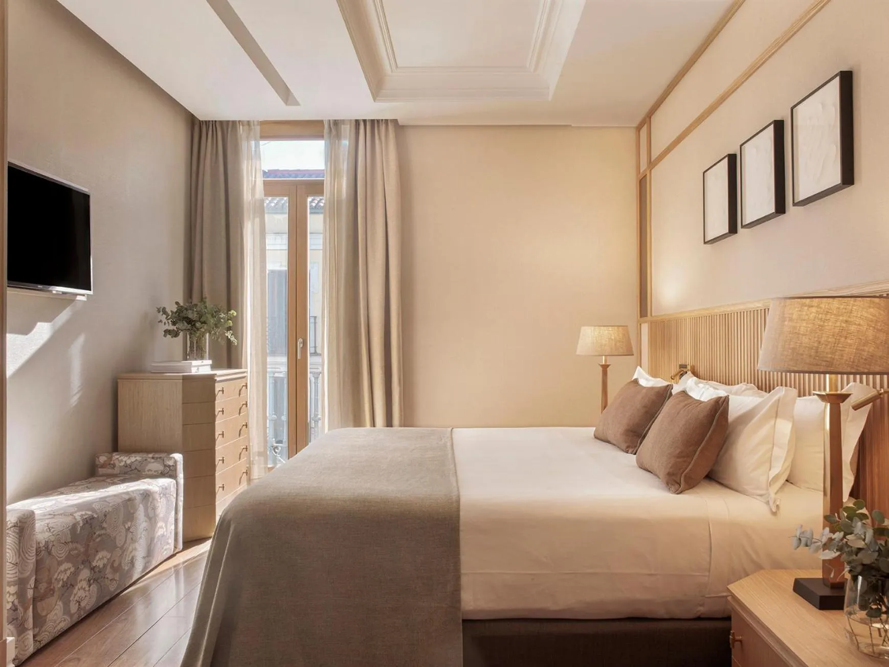 Bed in Hotel Único Madrid, Small Luxury Hotels