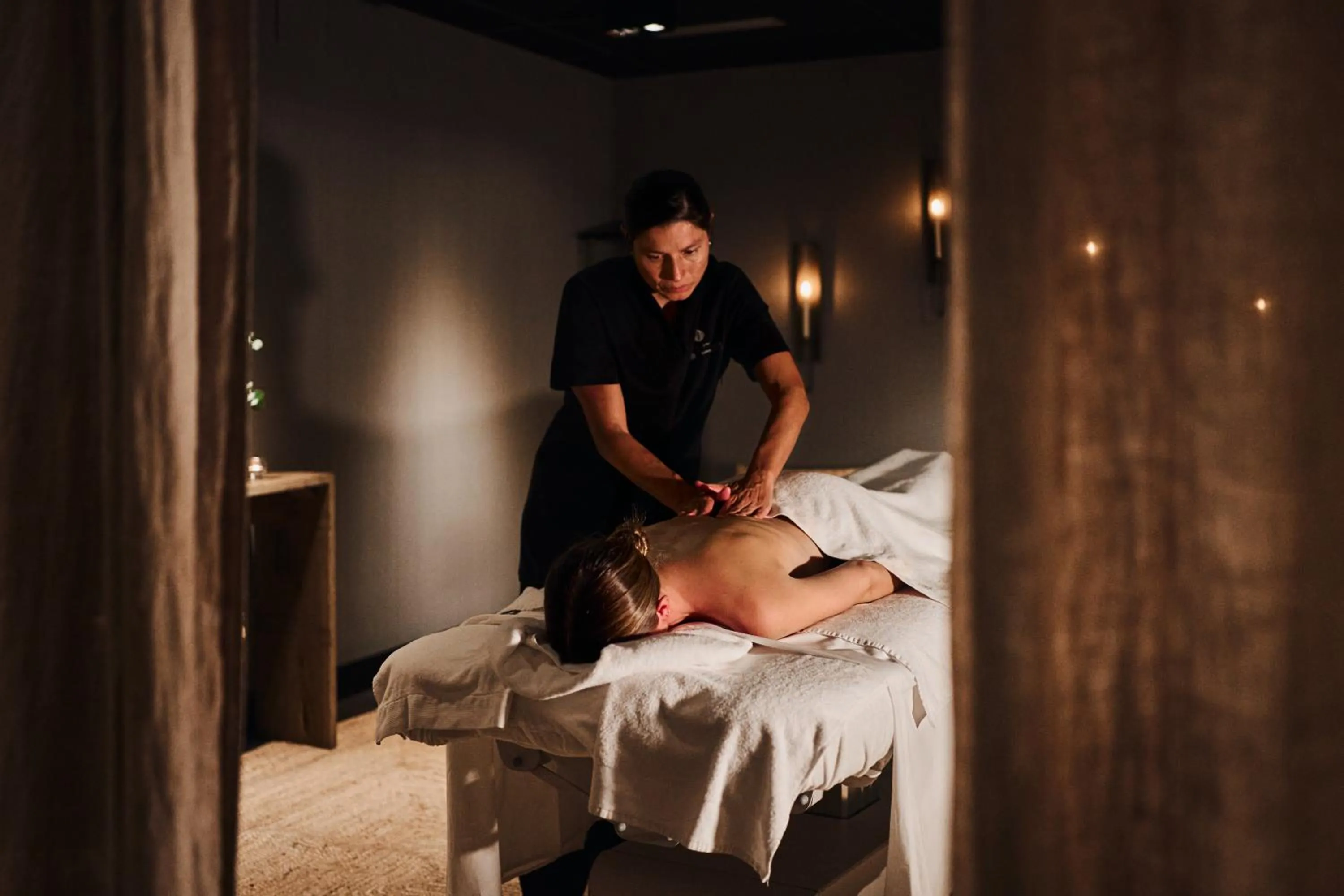 Massage in Hotel Único Madrid, Small Luxury Hotels