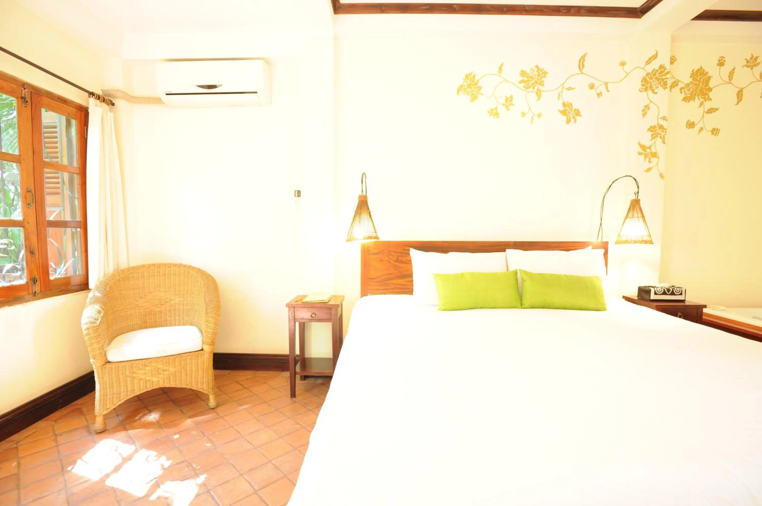 Photo of the whole room, Bed in Lotus Villa