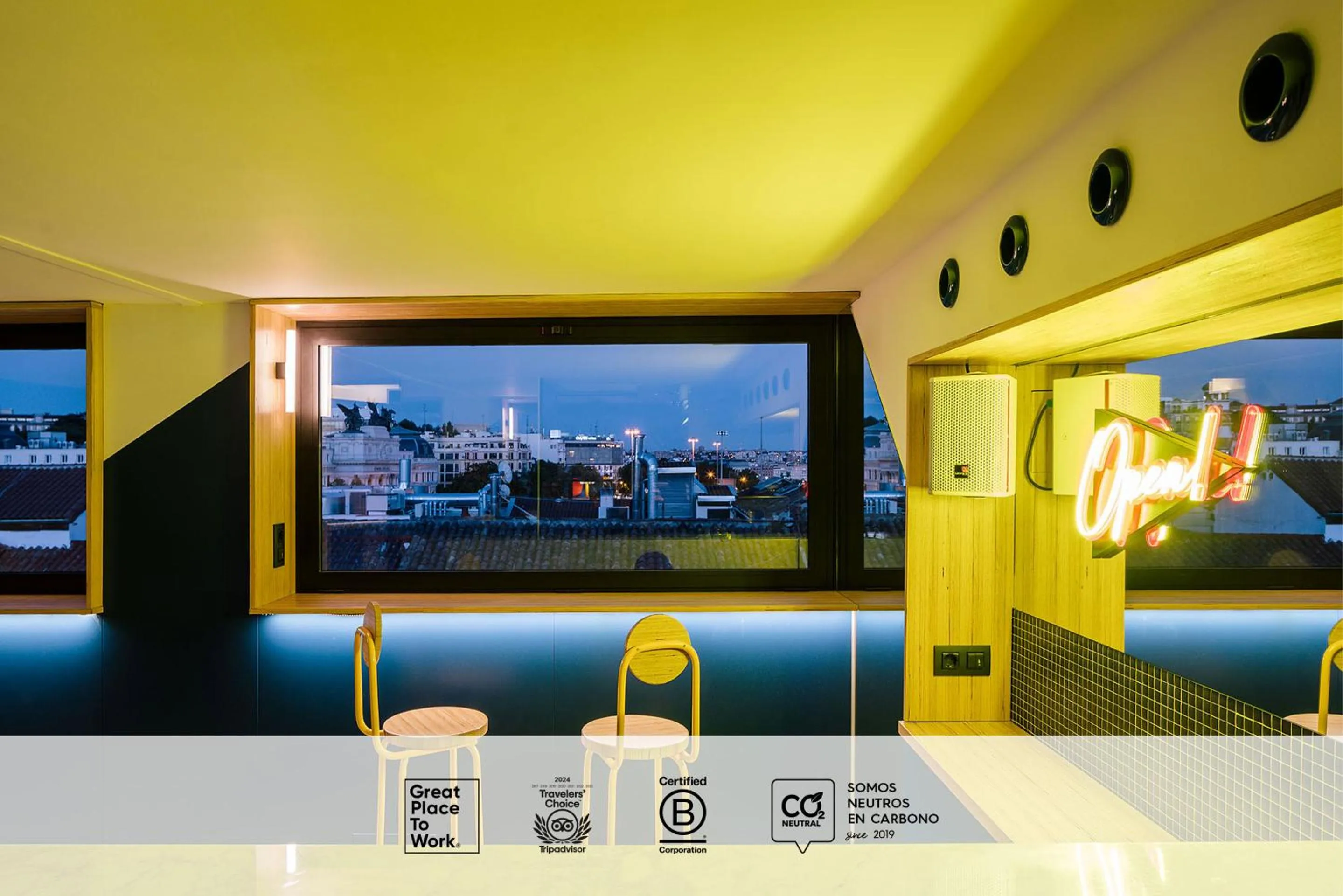 Restaurant/places to eat in SLEEP'N Atocha - B Corp Certified