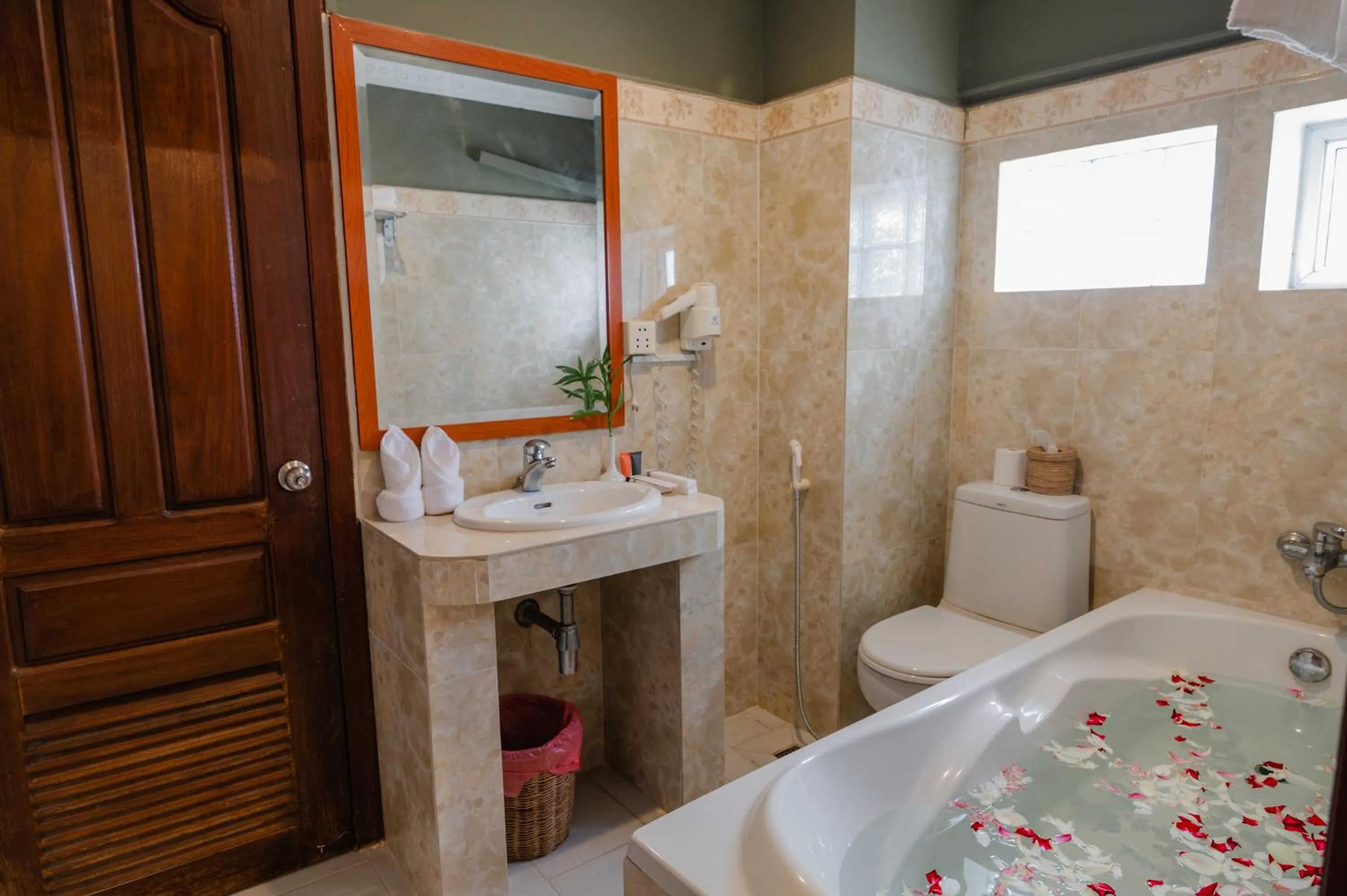 Shower in Hotel 20th Street