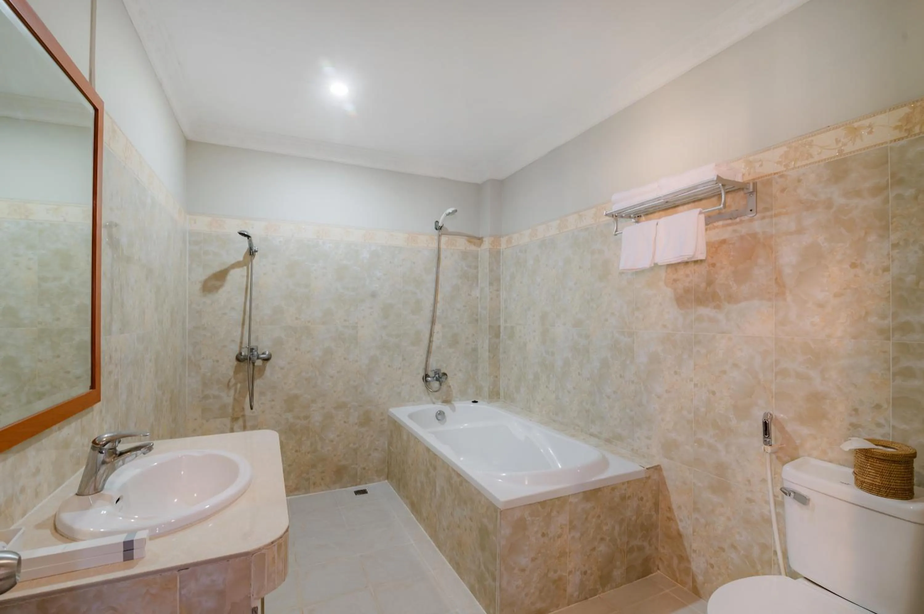 Shower in Hotel 20th Street