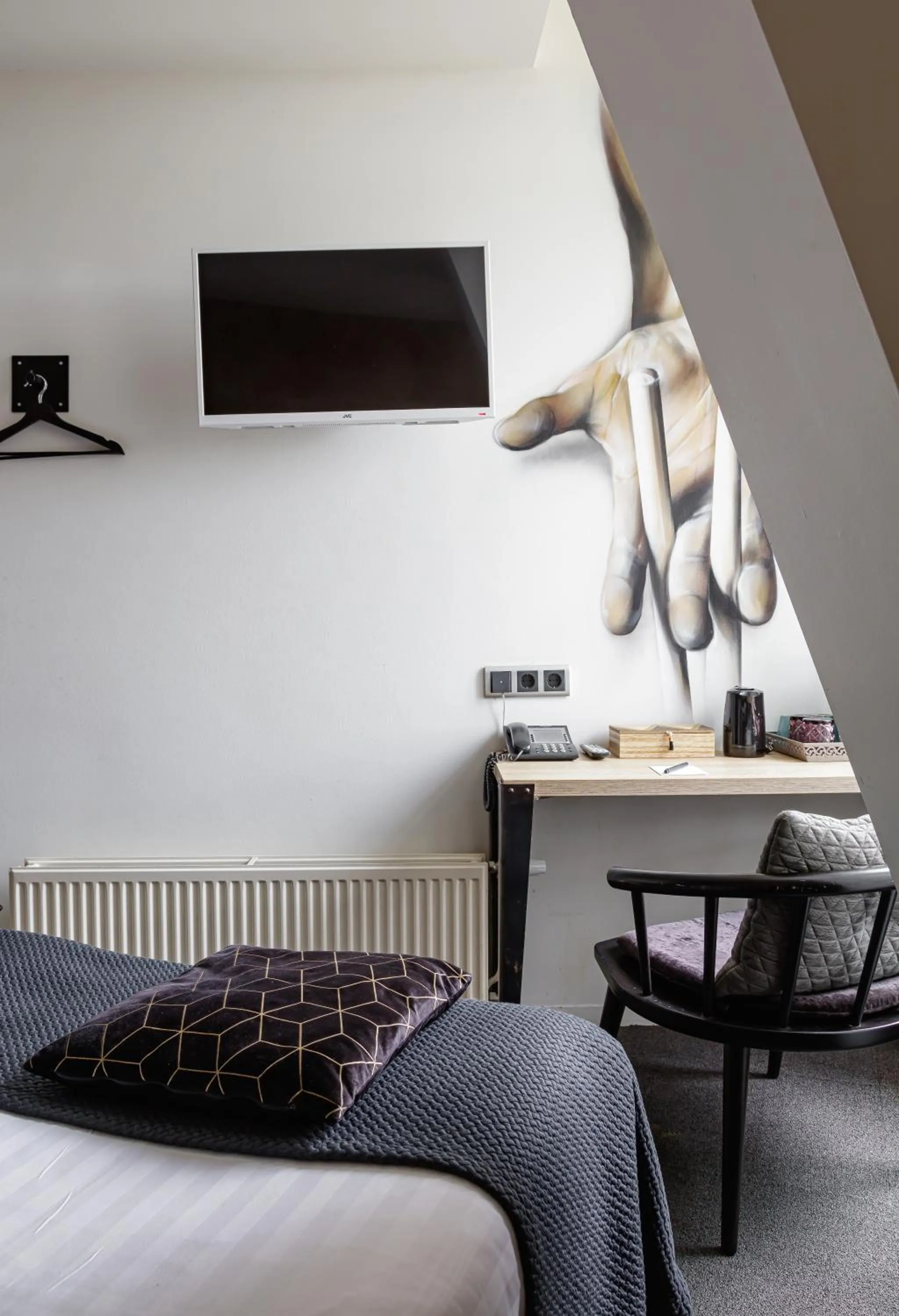 TV and multimedia in Boutique Hotel View