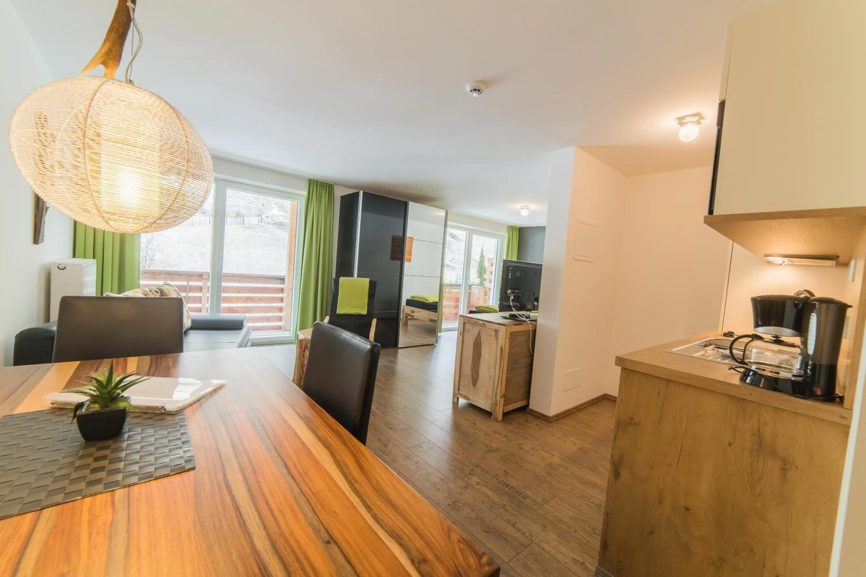 Coffee/tea facilities in Residence Martell Mountains