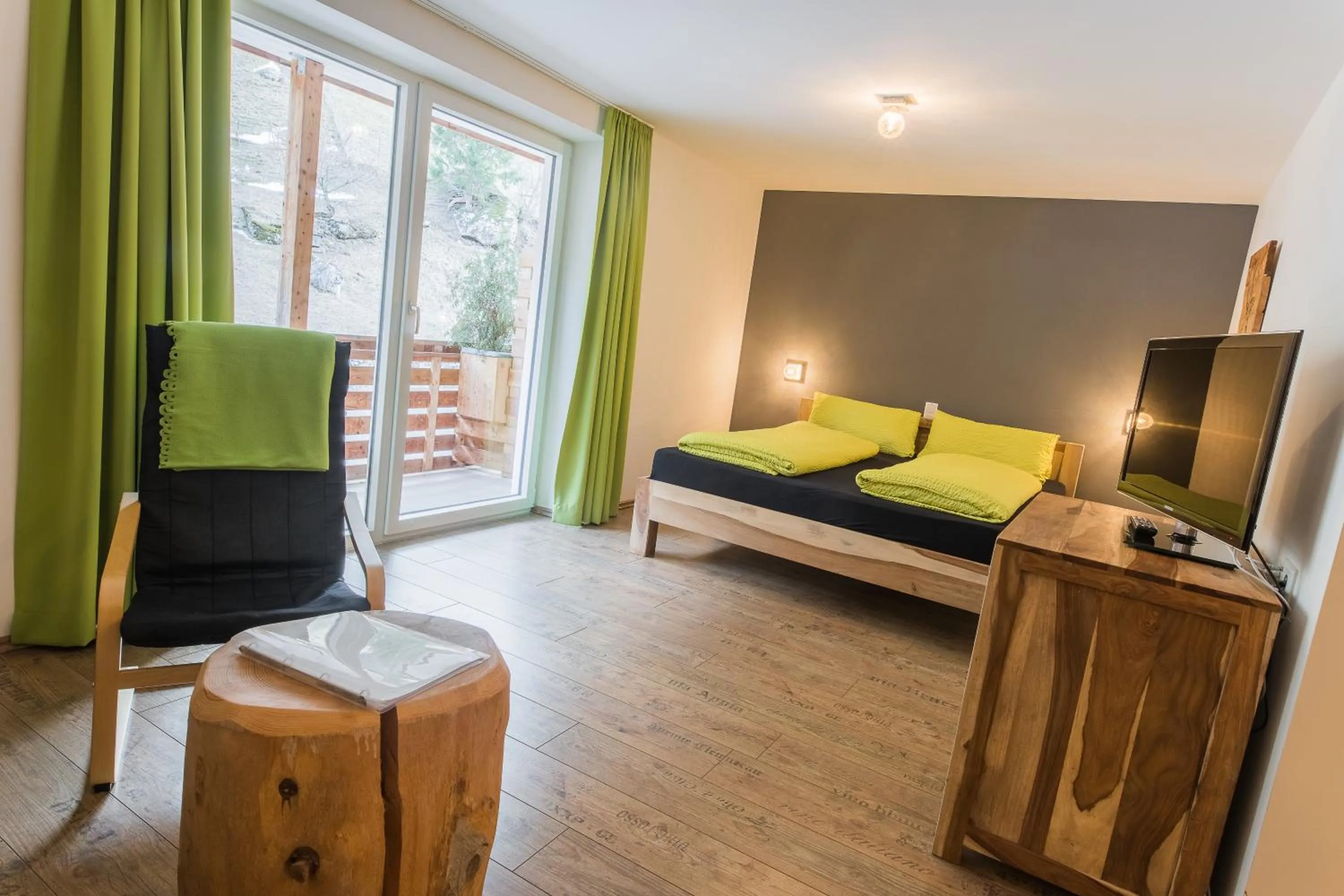 Bed in Residence Martell Mountains