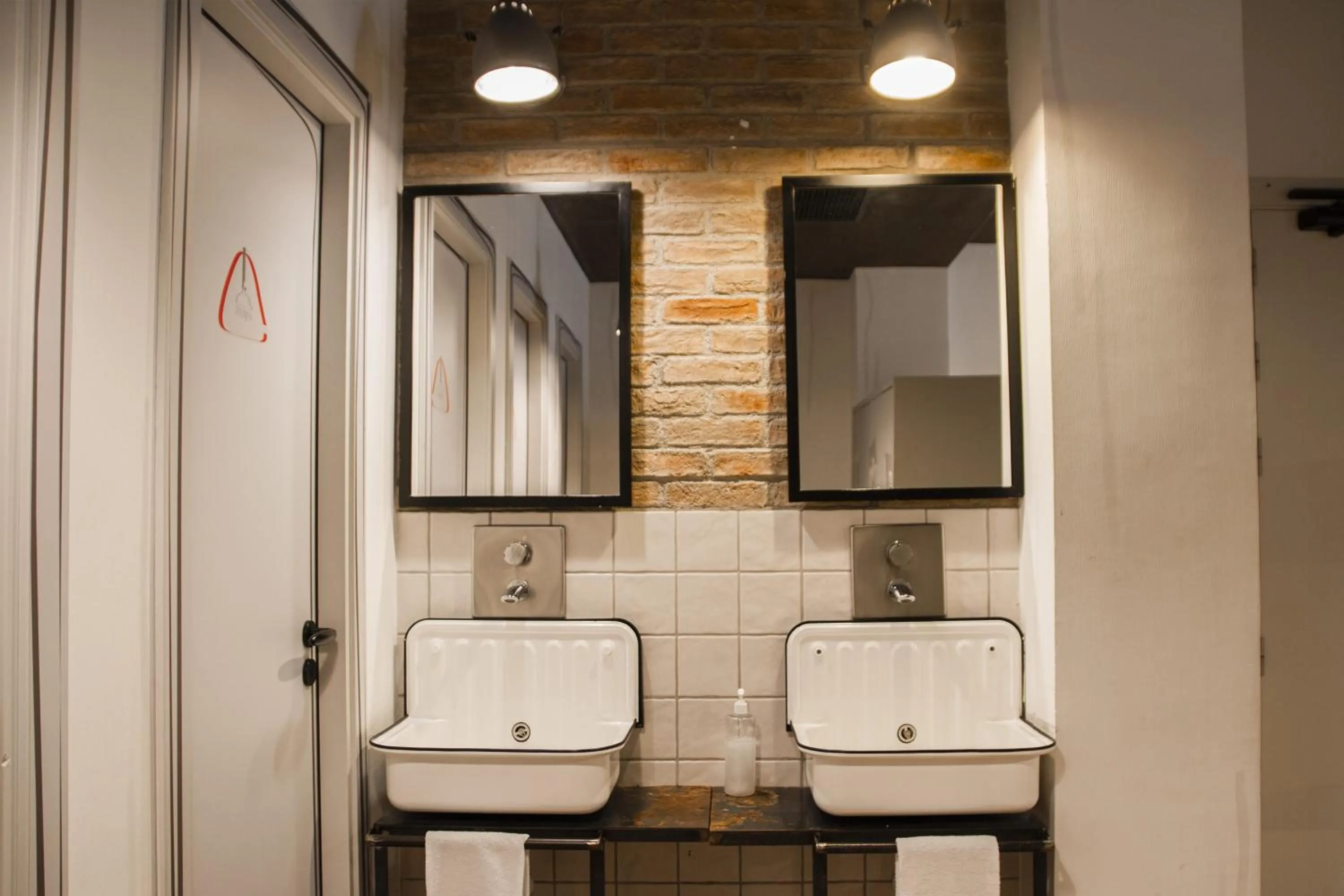 room00 Ventura Hostel