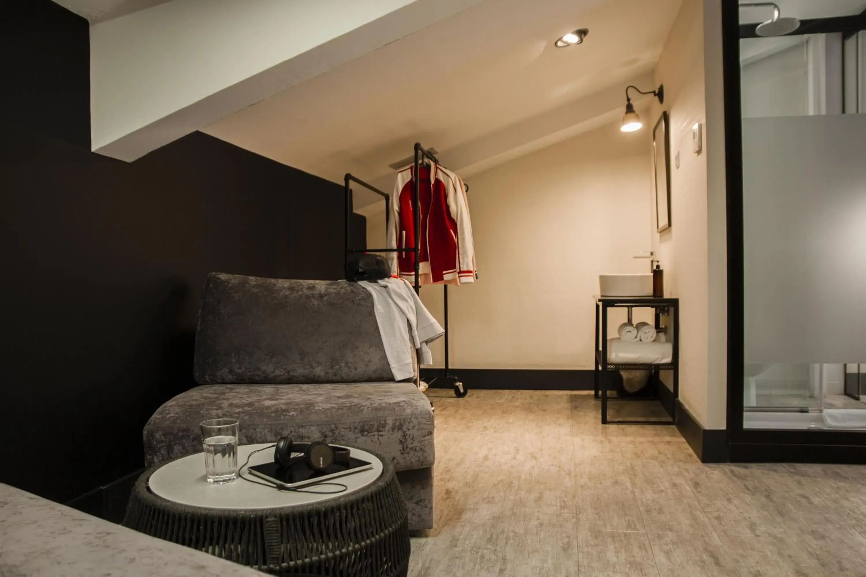 Superior Double Room with Terrace in room00 Ventura Hostel Superior Double Room with Terrace in room00 Ventura Hostel