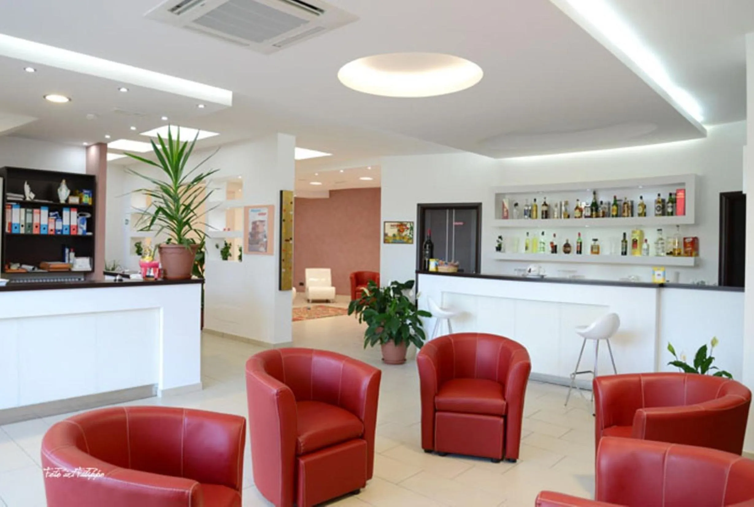 Food and drinks in Hotel 660