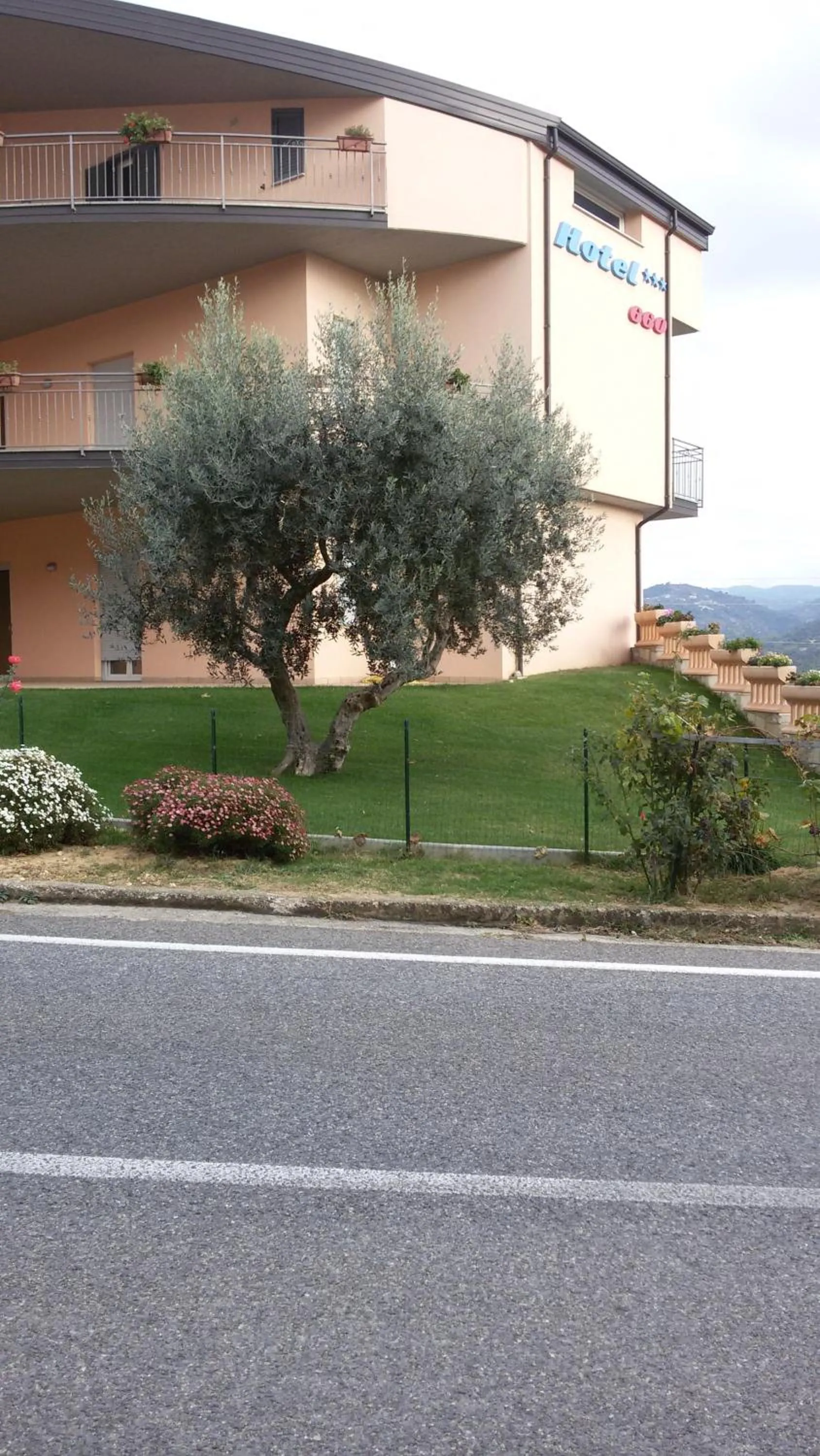 Property building in Hotel 660