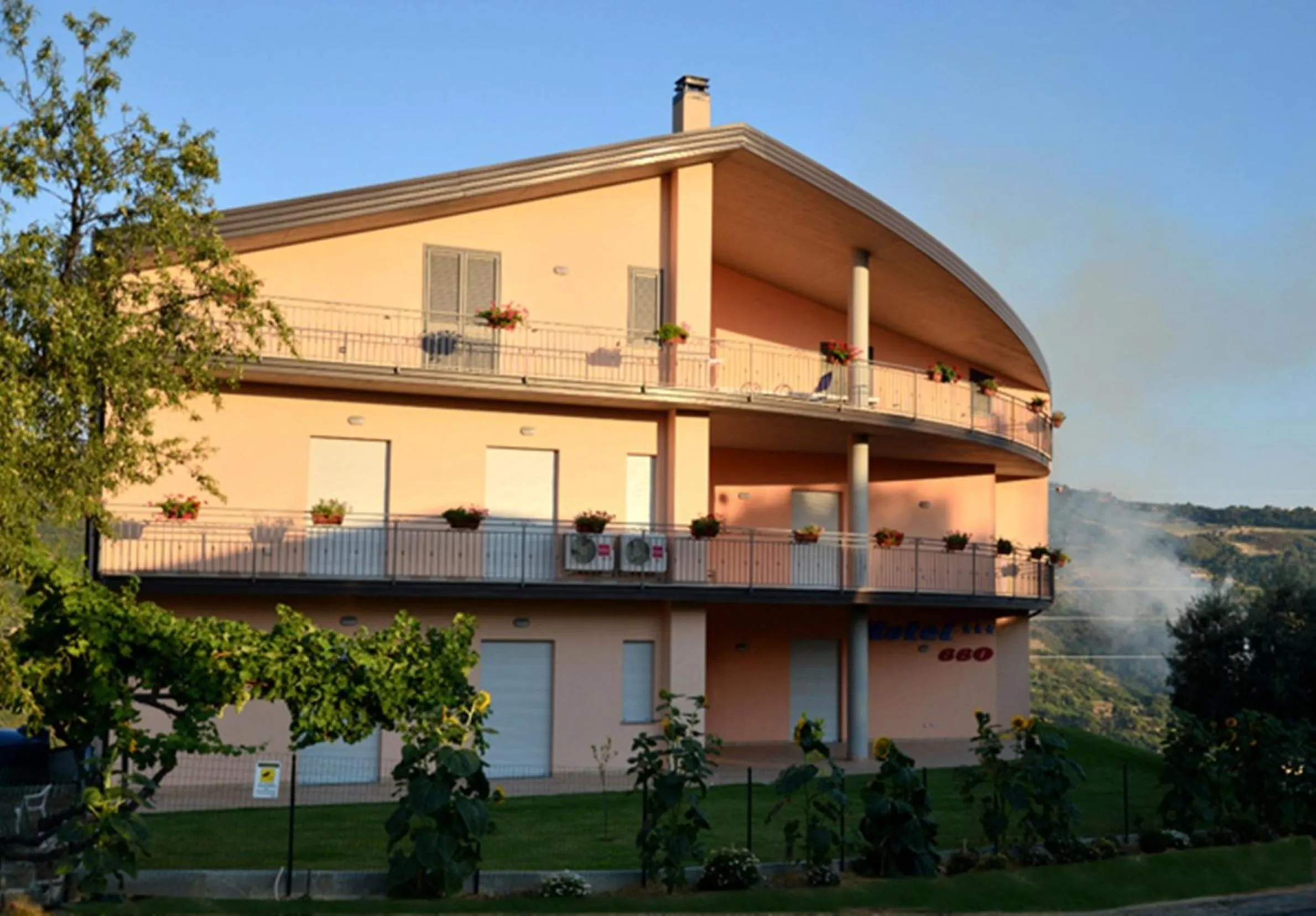 Property building in Hotel 660