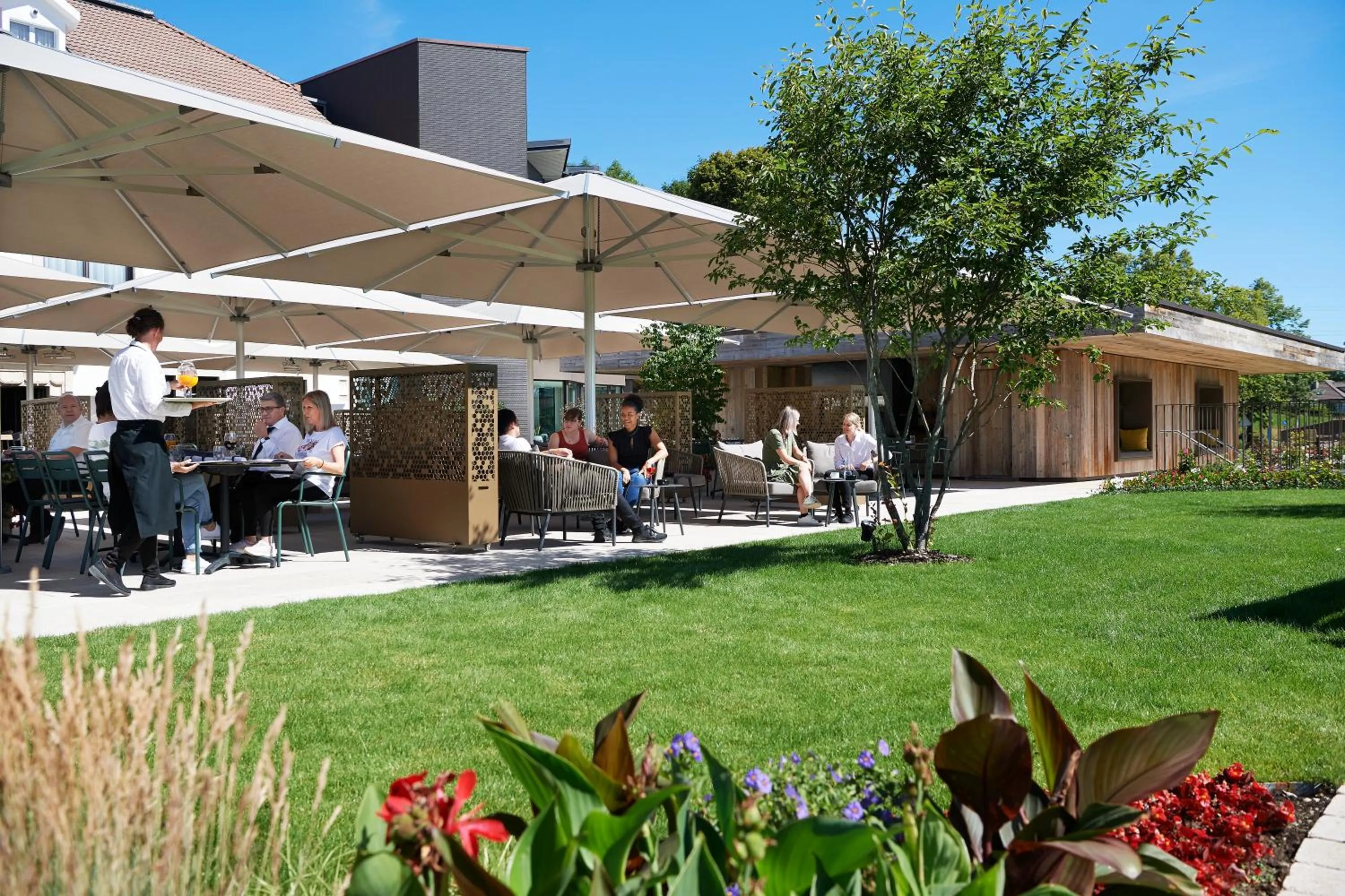 Restaurant/places to eat in Grand Hôtel Les Endroits