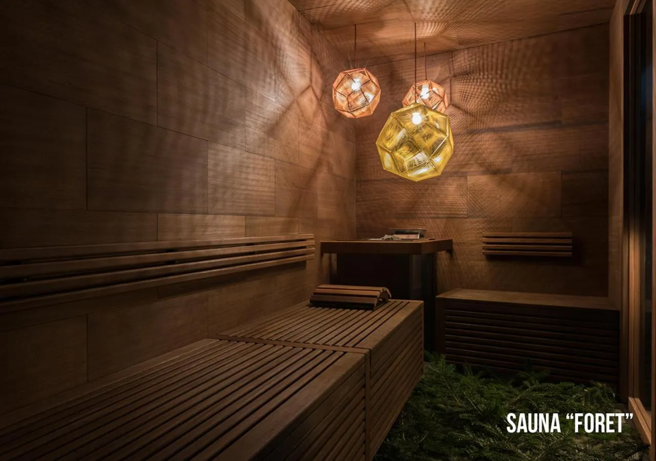 Sauna in Grand Hôtel Les Endroits