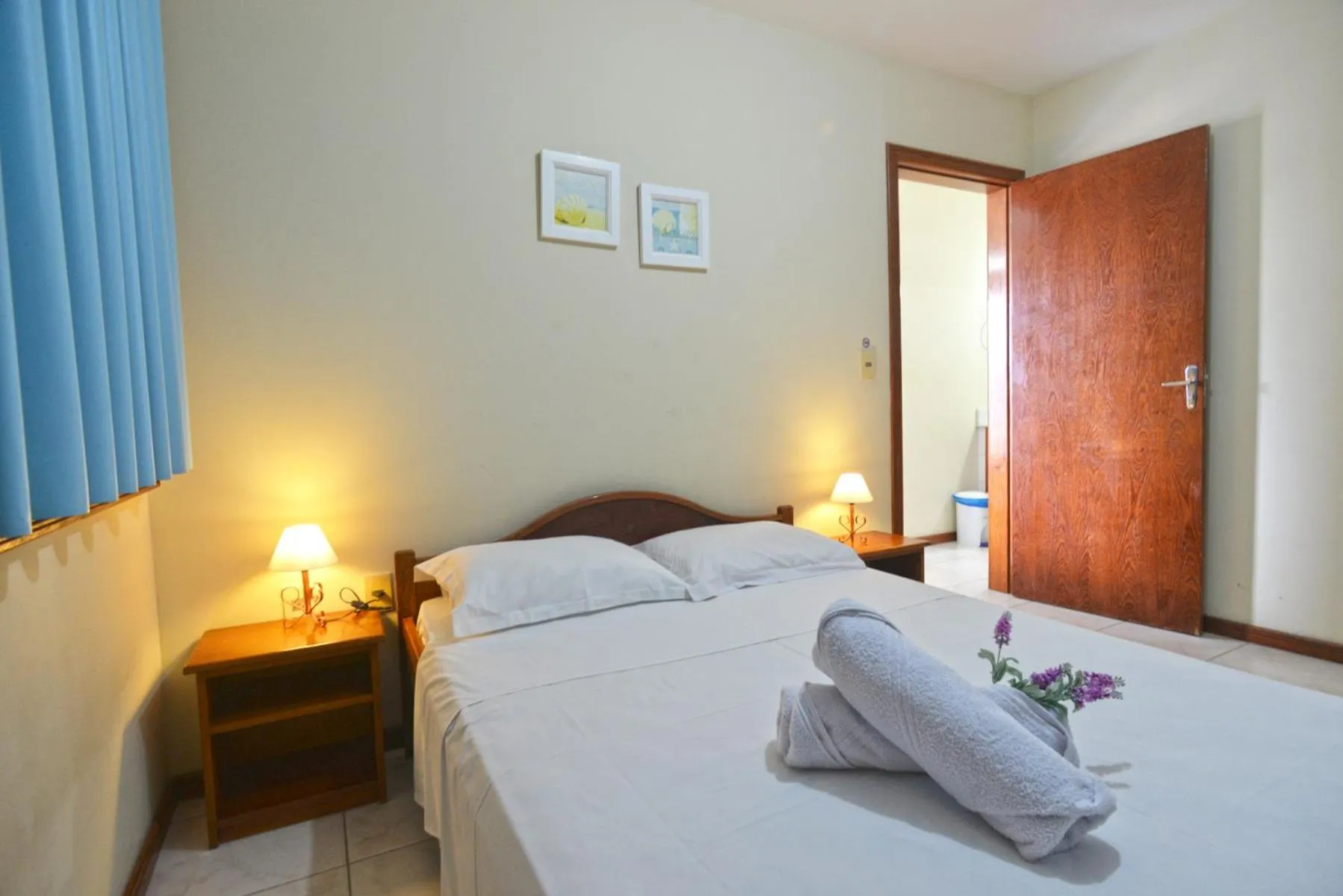 Bed in Oceano Pousada - Buffet de café da manhã e serviço de quarto diário