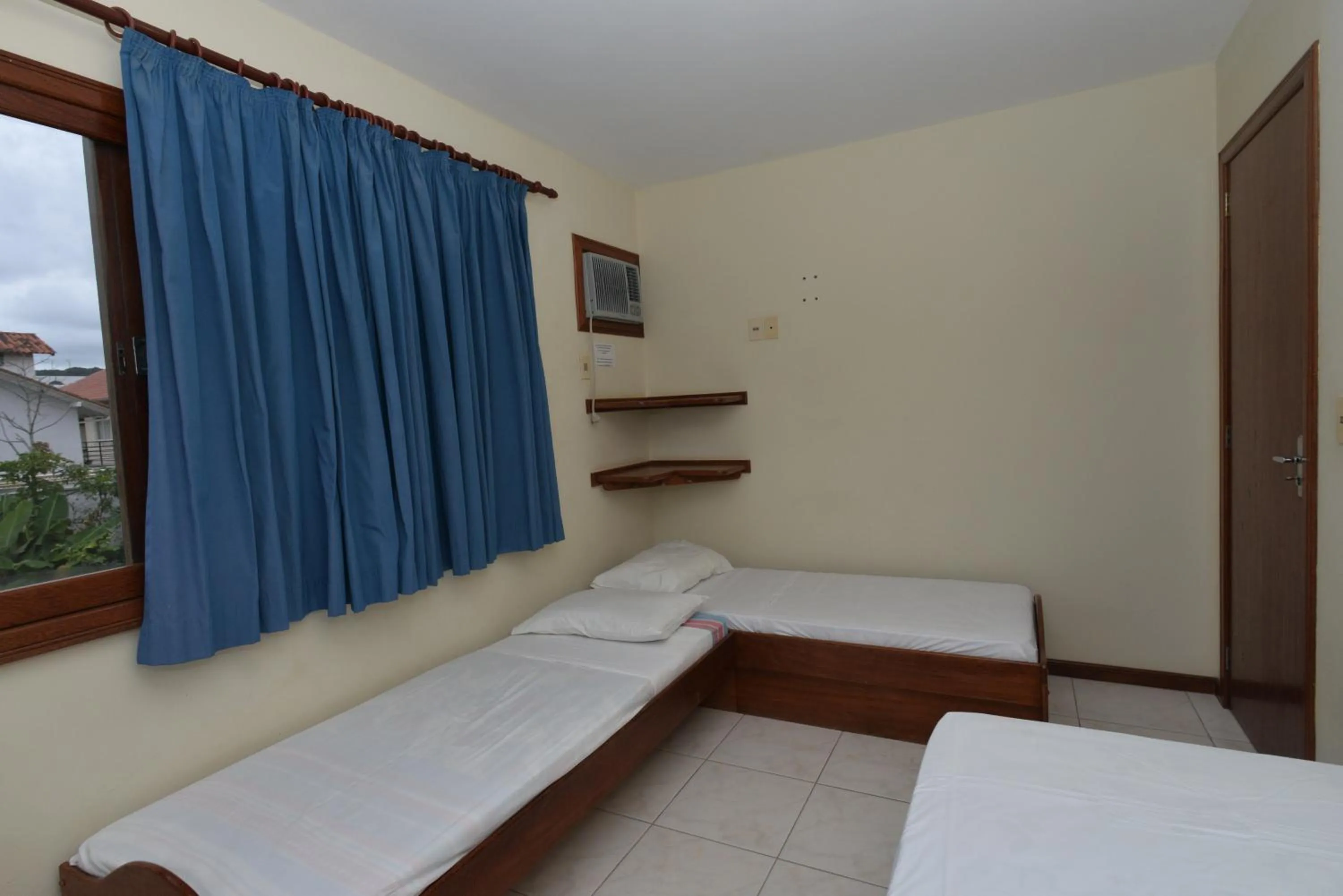 Bed in Oceano Pousada - Buffet de café da manhã e serviço de quarto diário