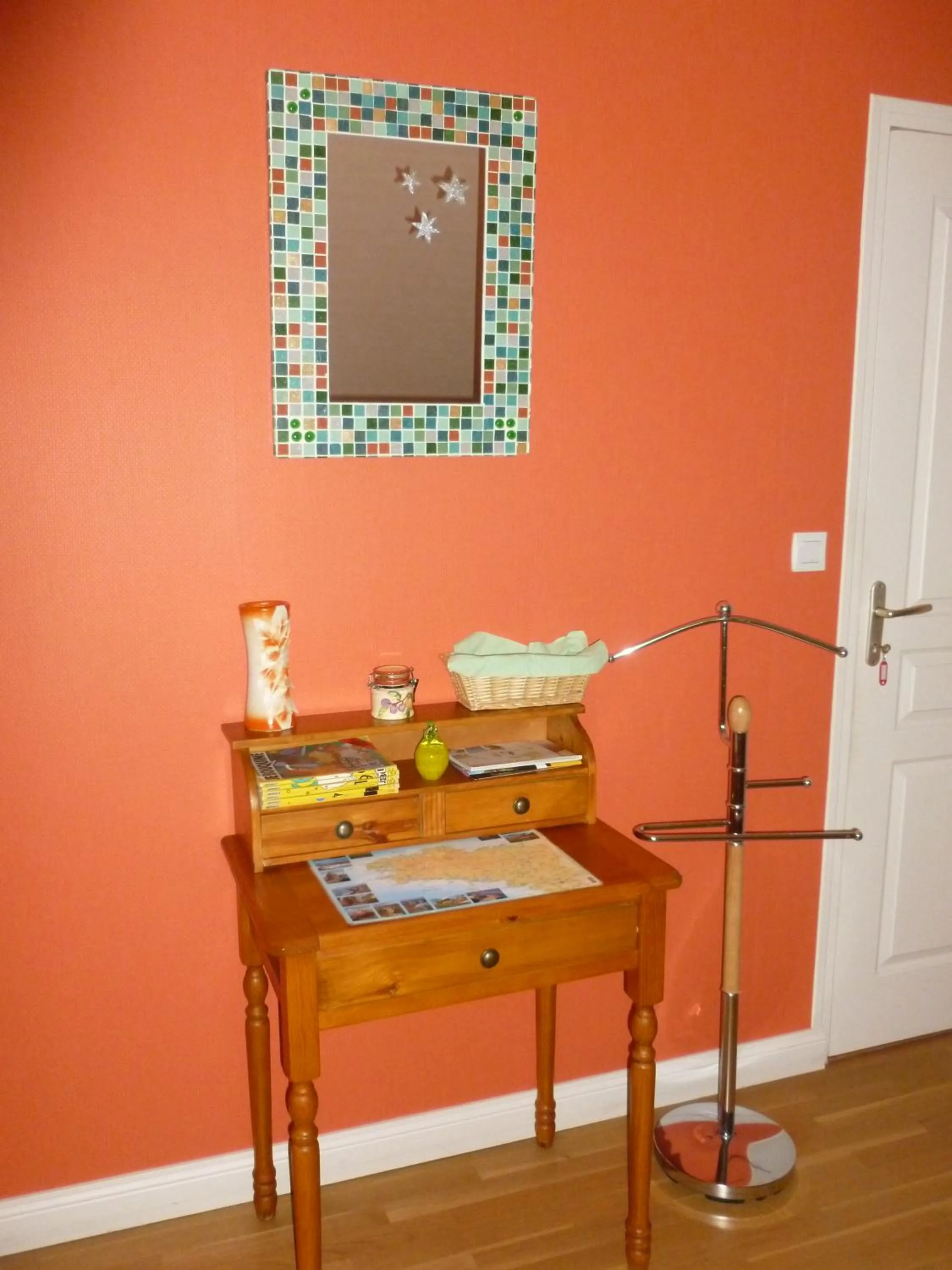 Decorative detail in Jardin du Levant