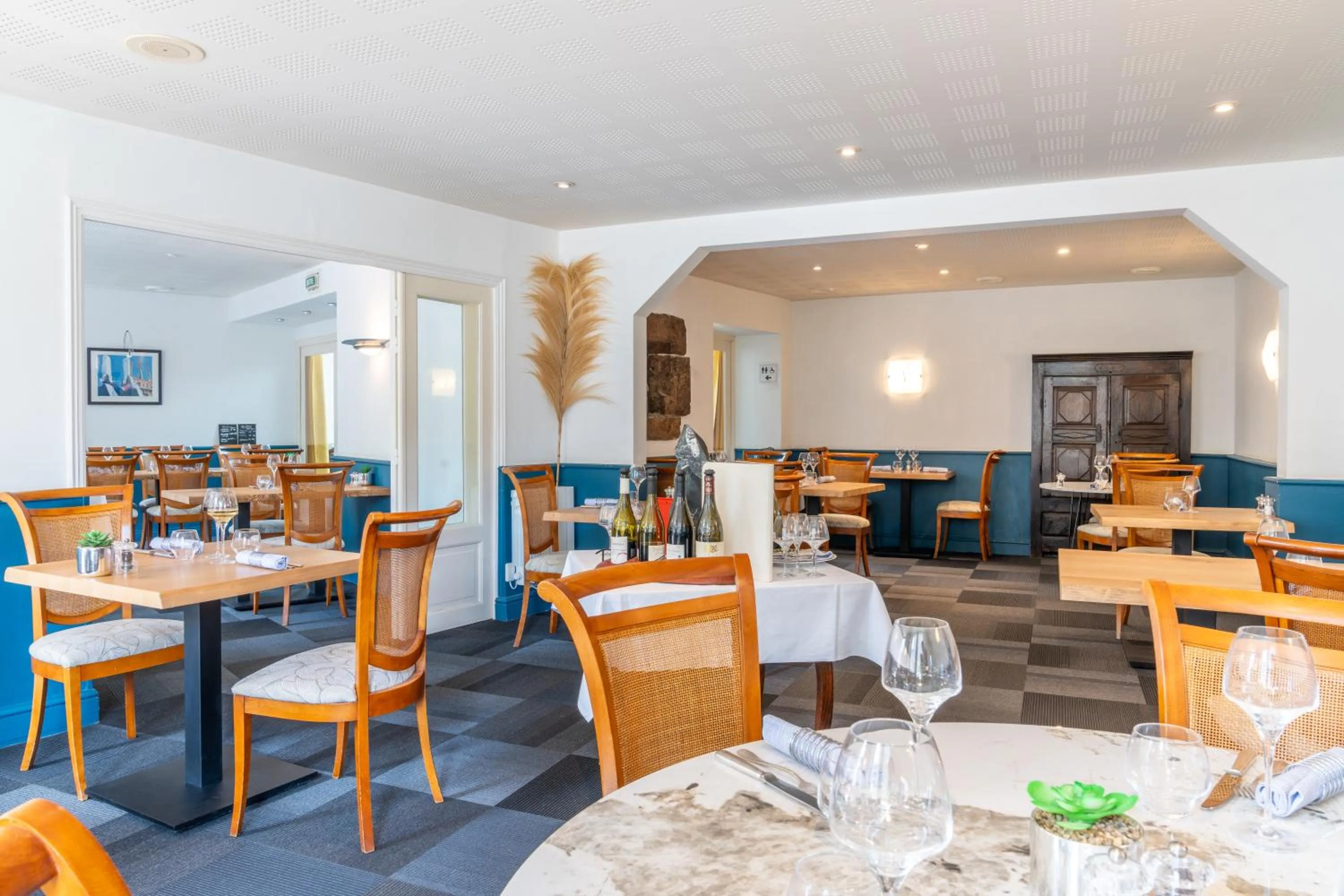 Restaurant/places to eat in Logis Auberge Saint Thégonnec & son Restaurant