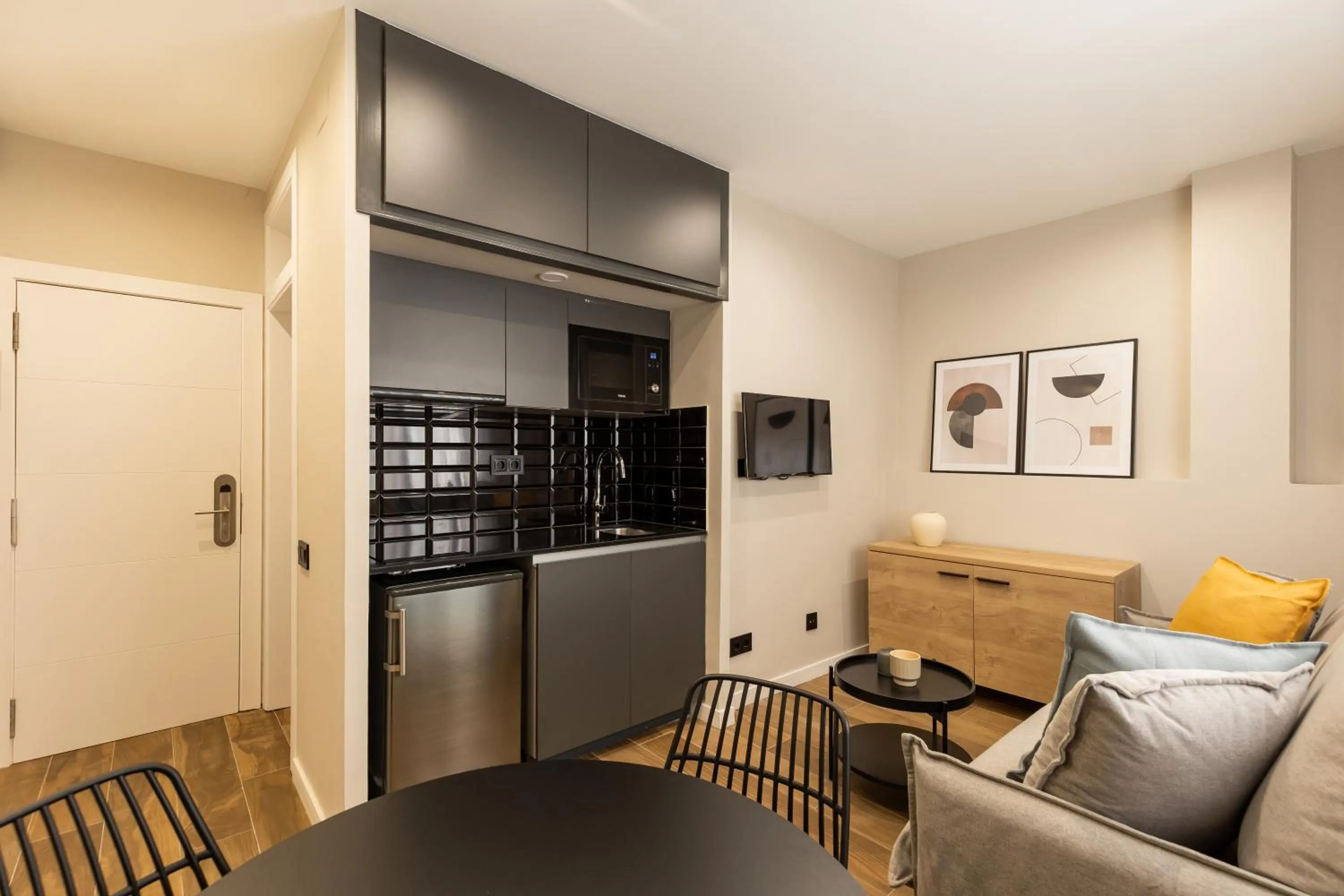 Kitchen or kitchenette in Apartamentos Laforja