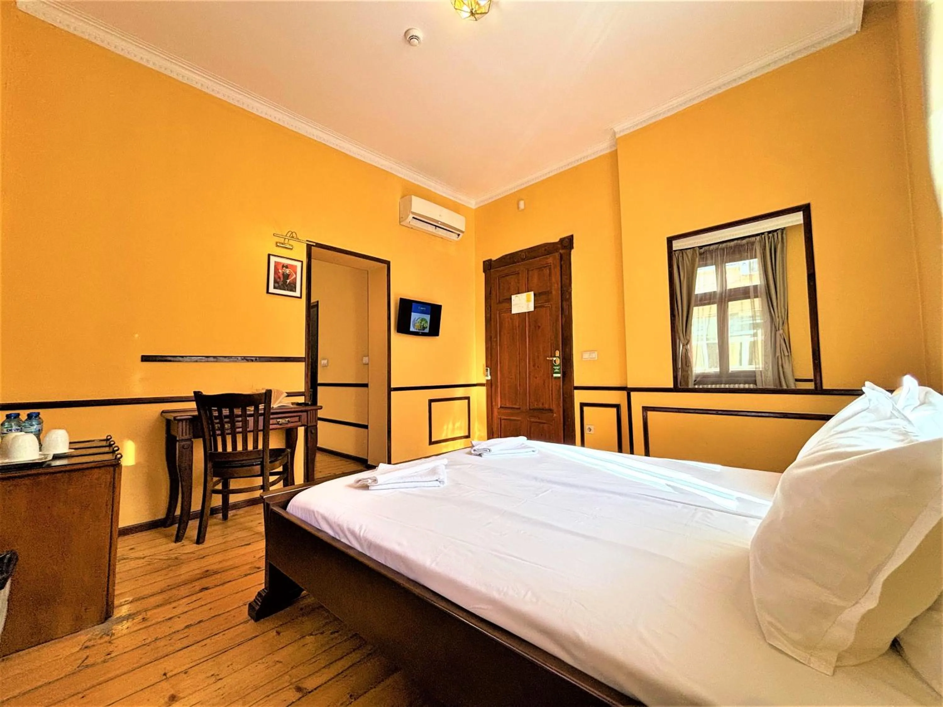 Bed in L'Opera Guest House