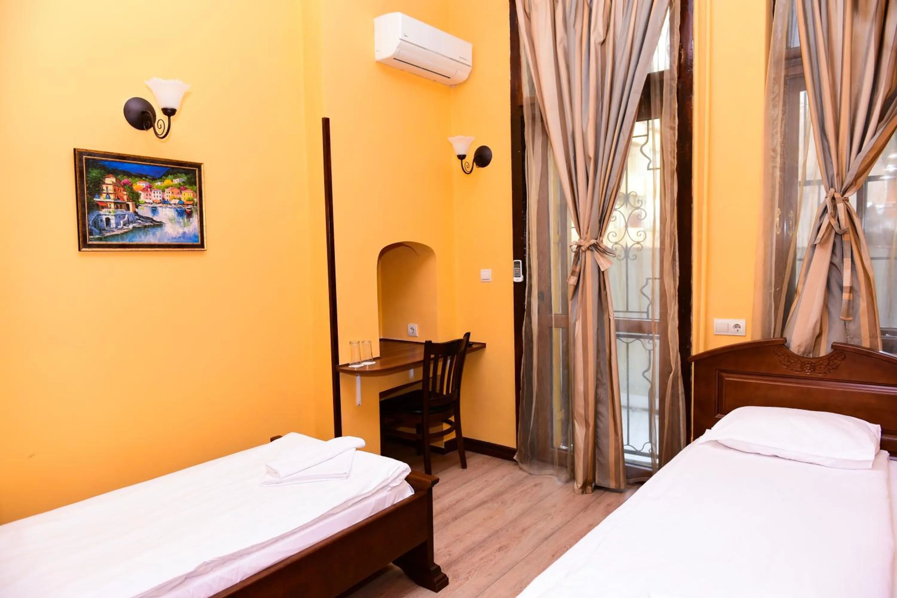 Bed in L'Opera Guest House