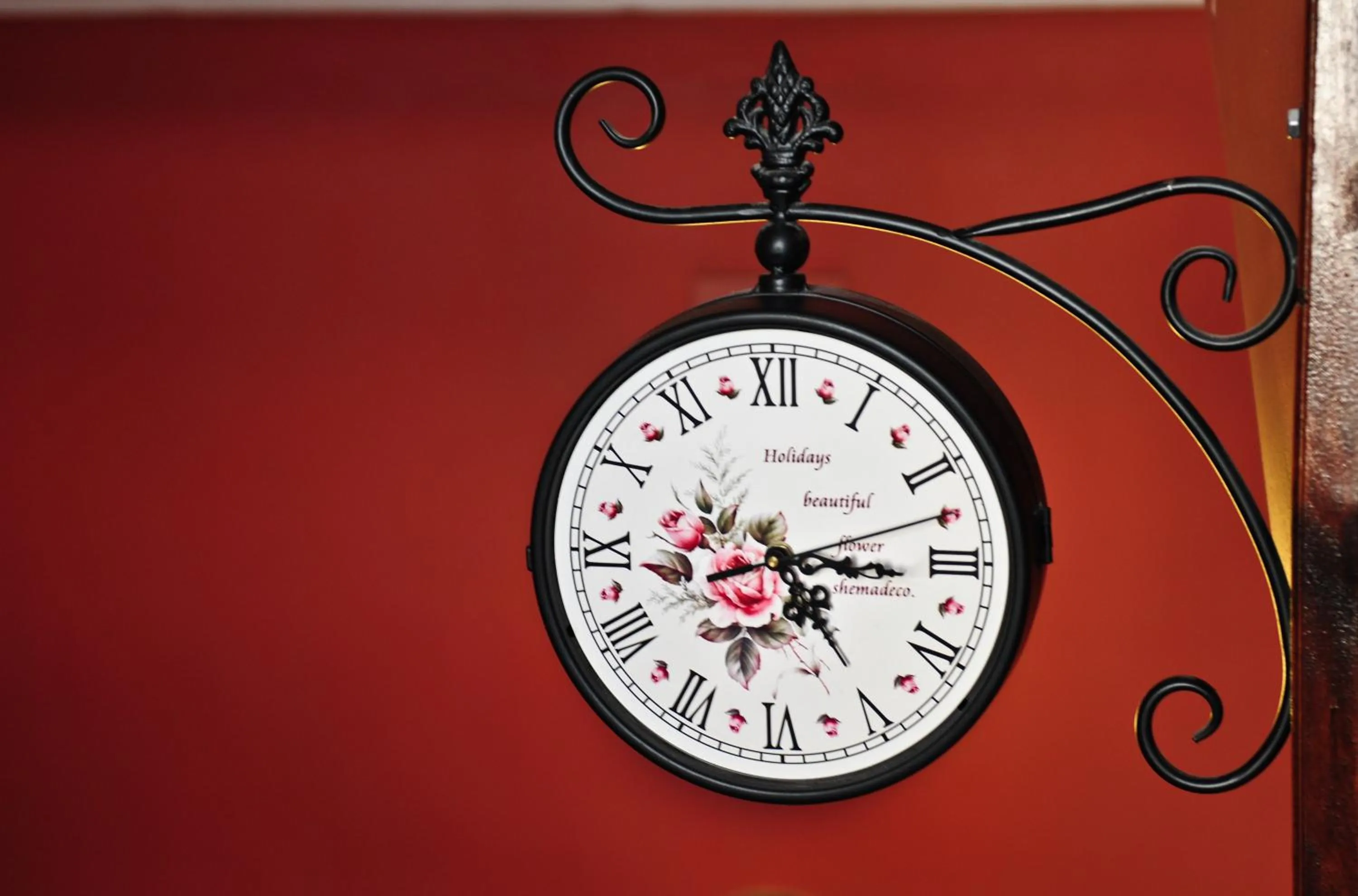 Decorative detail in L'Opera Guest House