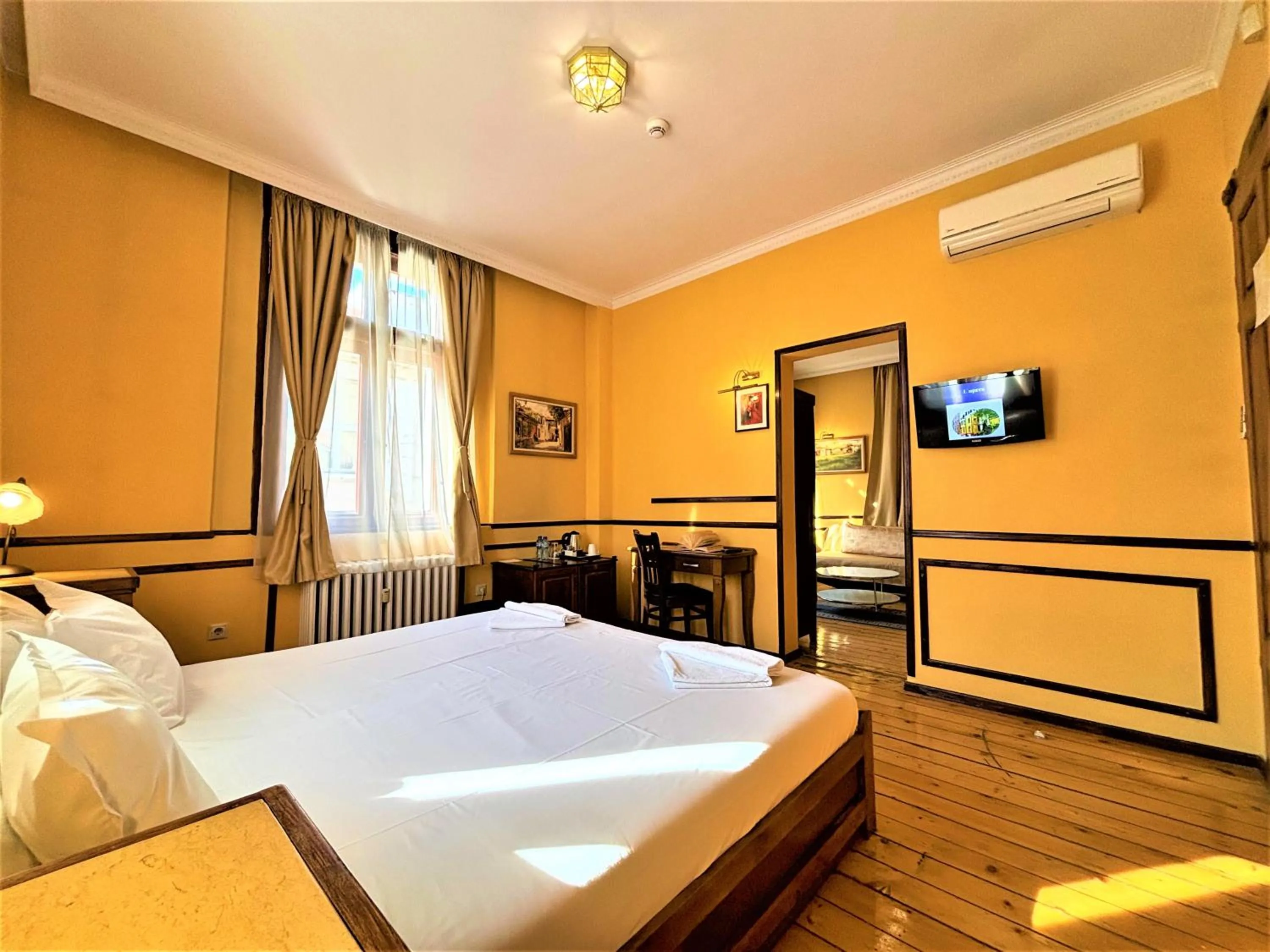 Bed in L'Opera Guest House