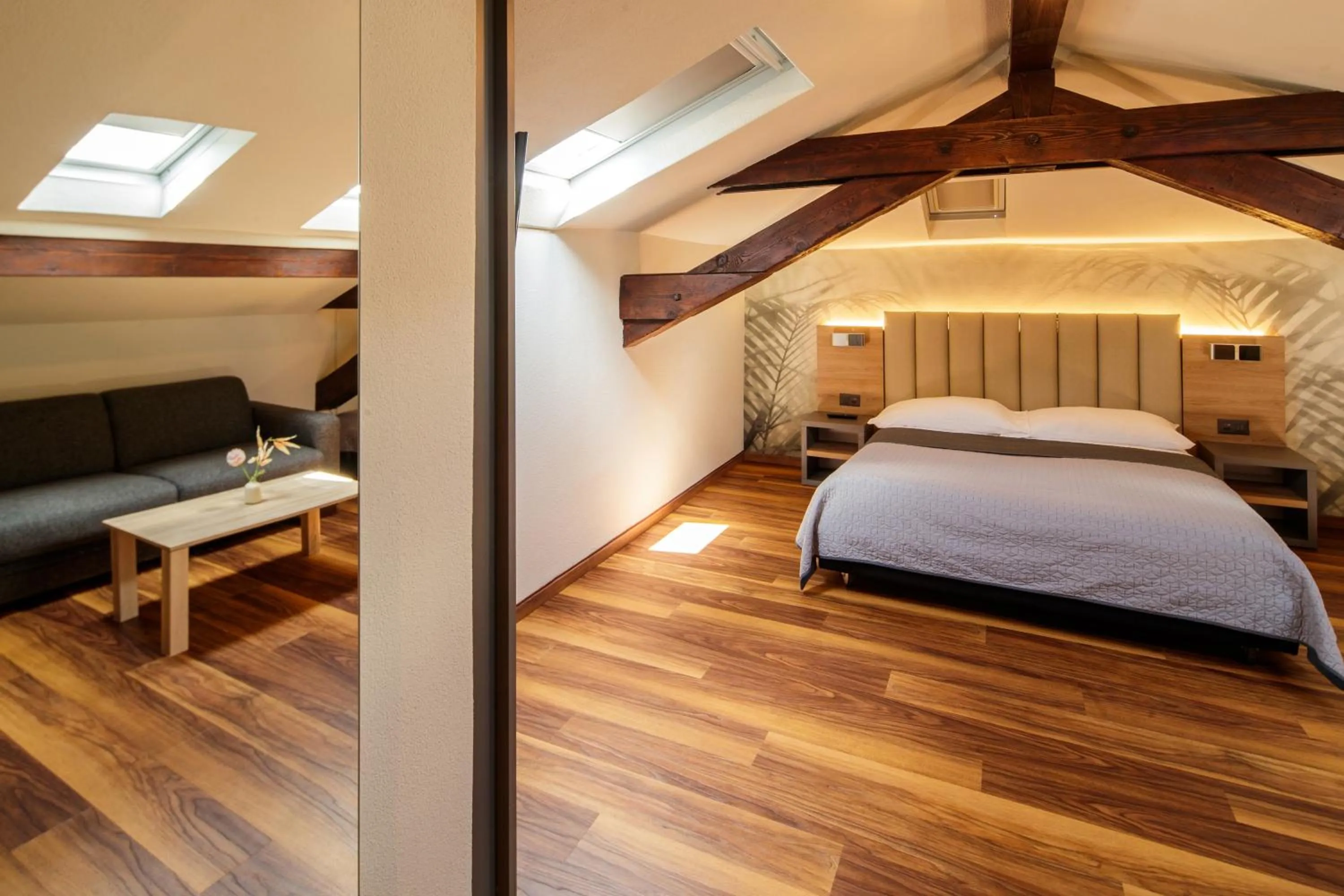 Bedroom, Bed in Albergo Mirador Ascona