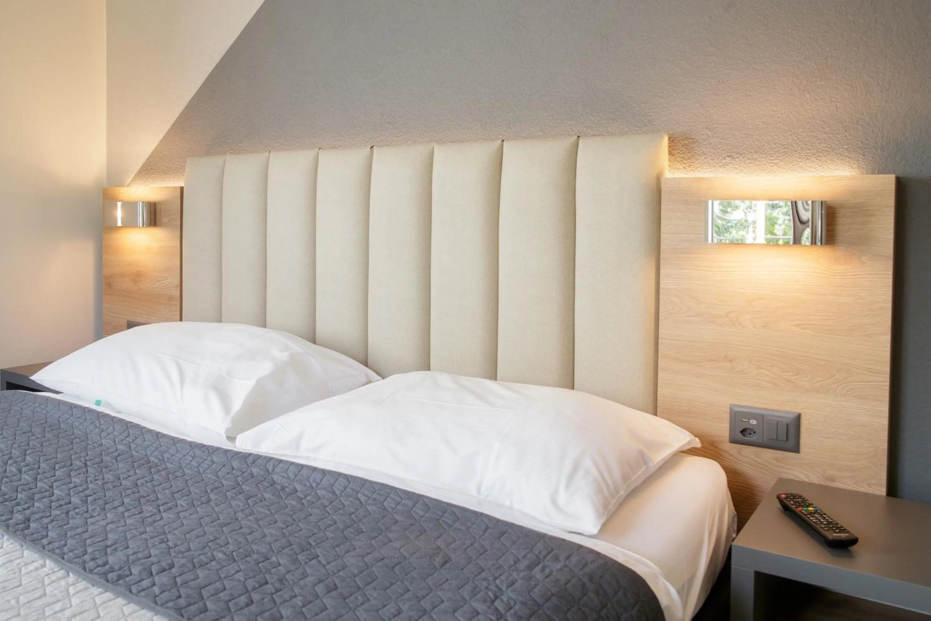 Bed in Albergo Mirador Ascona