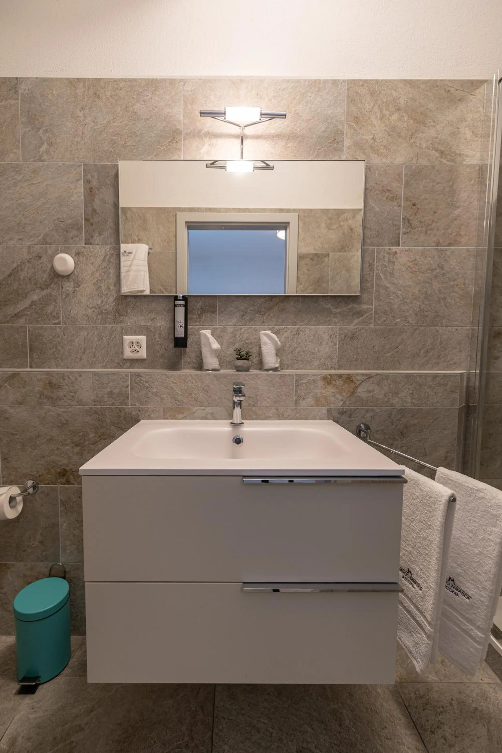 Bathroom in Albergo Mirador Ascona