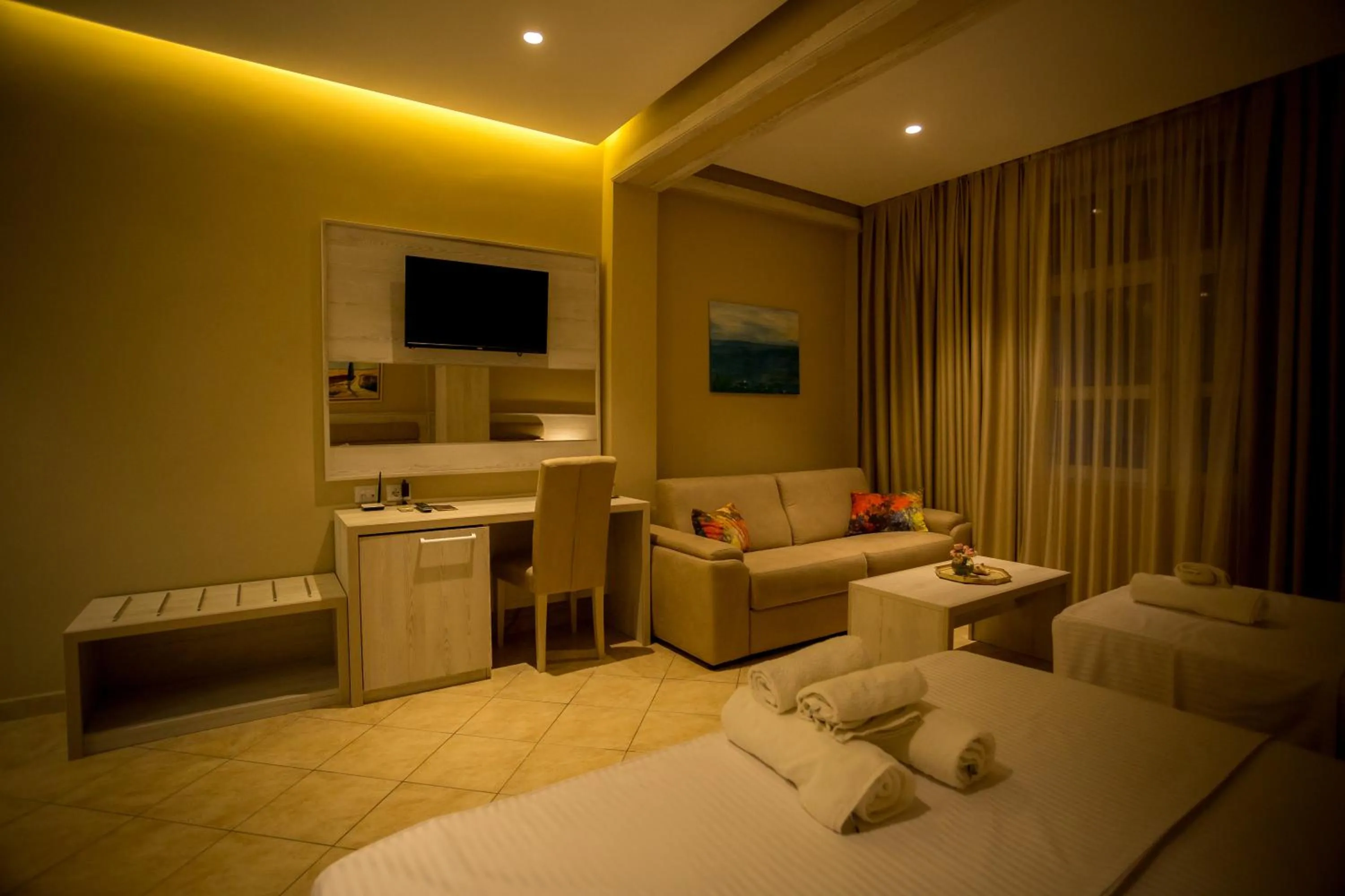 Shower, Bed in Hotel Valz