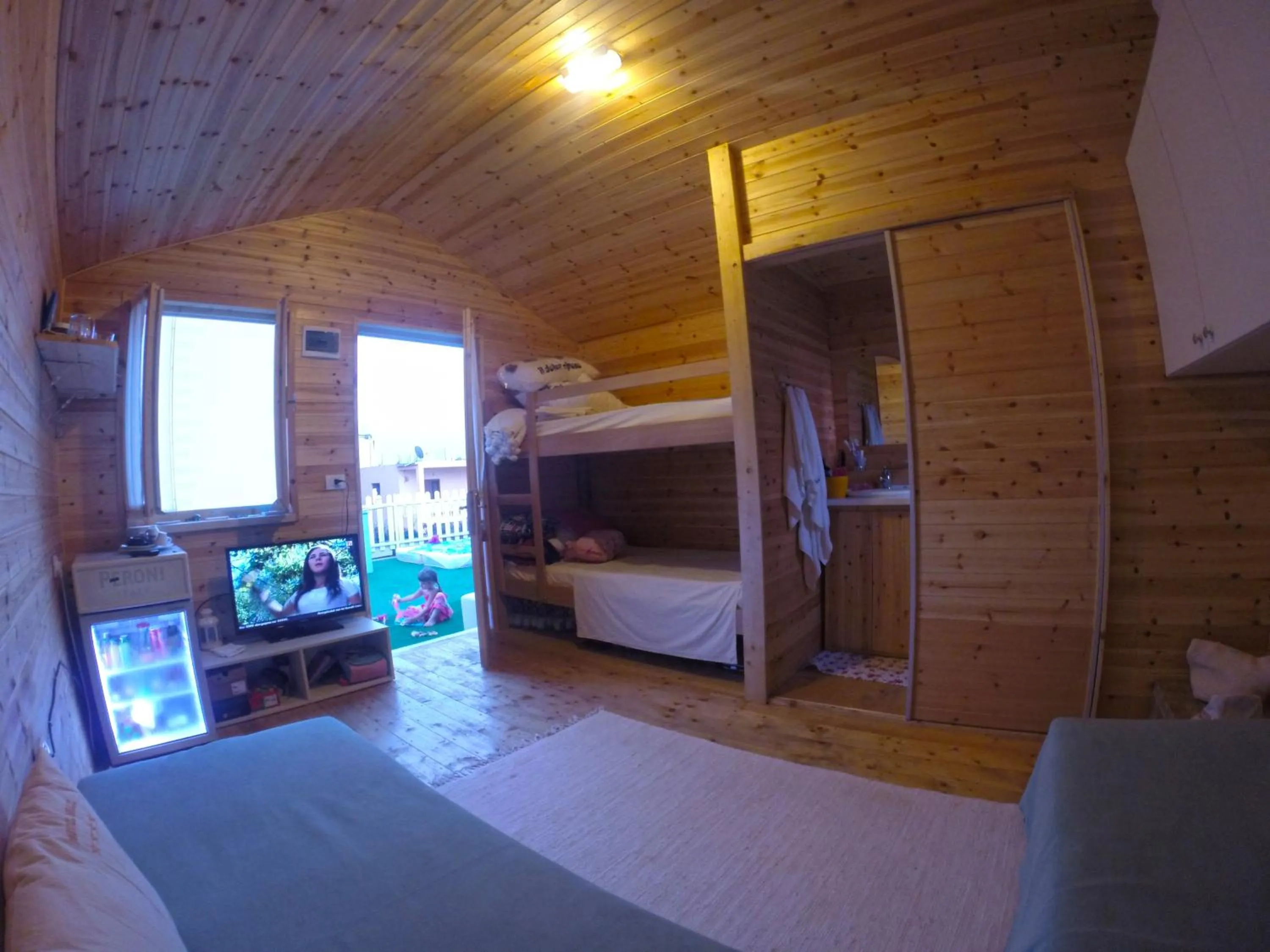 Bathroom, Bed in Hotel Valz