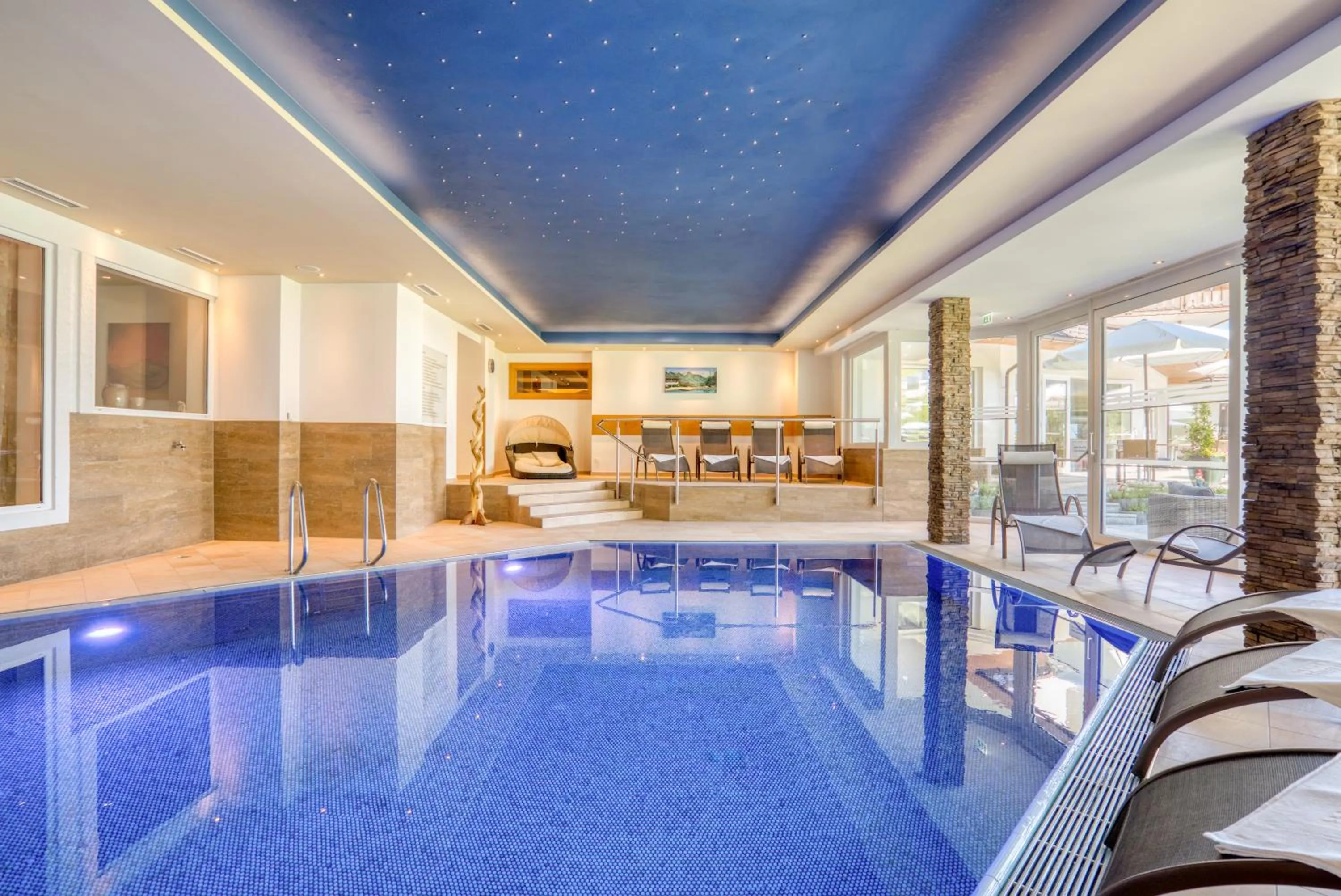 Swimming pool in Alpinresort Schillerkopf