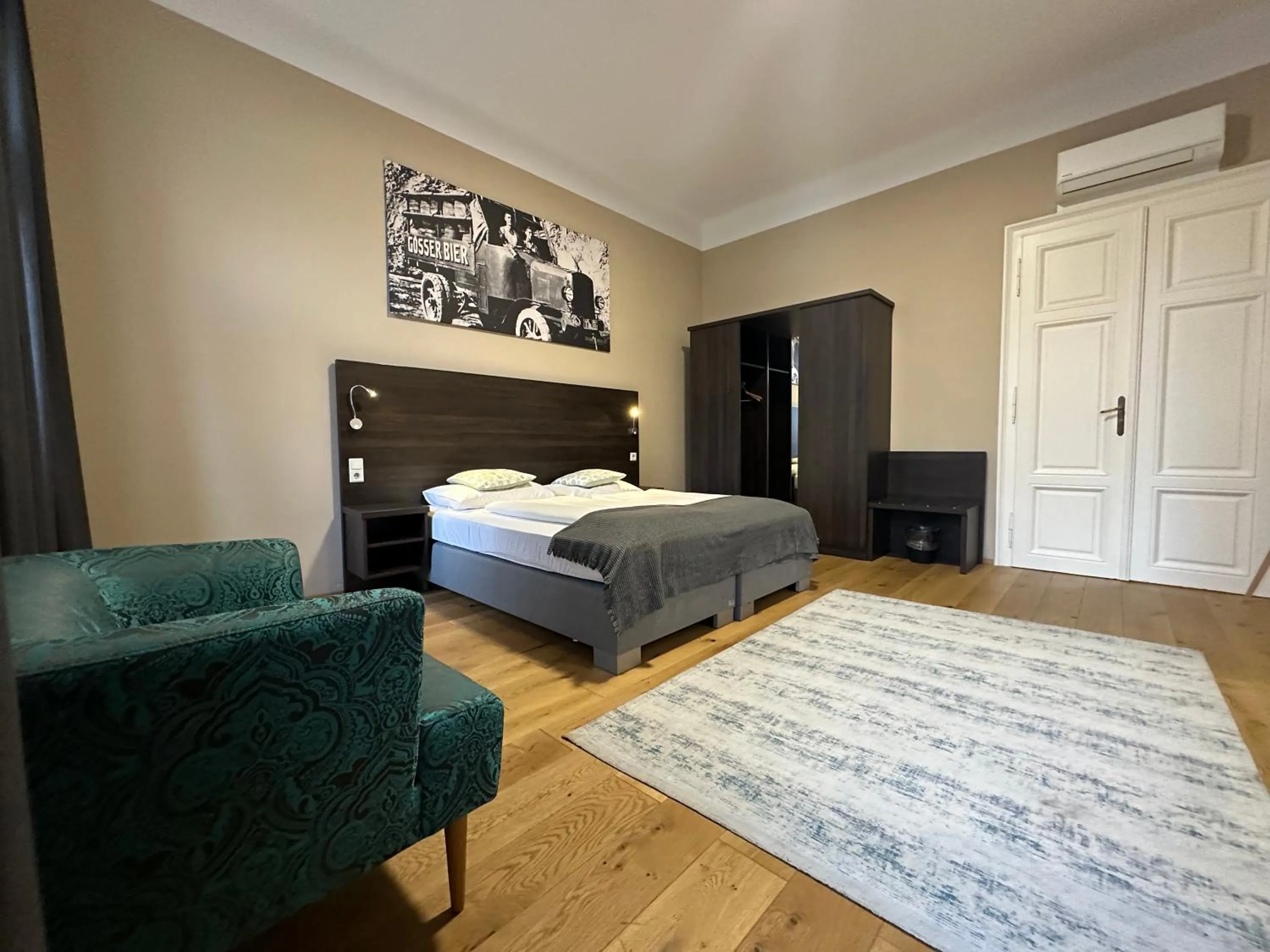 Bed in Hotel Brauhof Wien