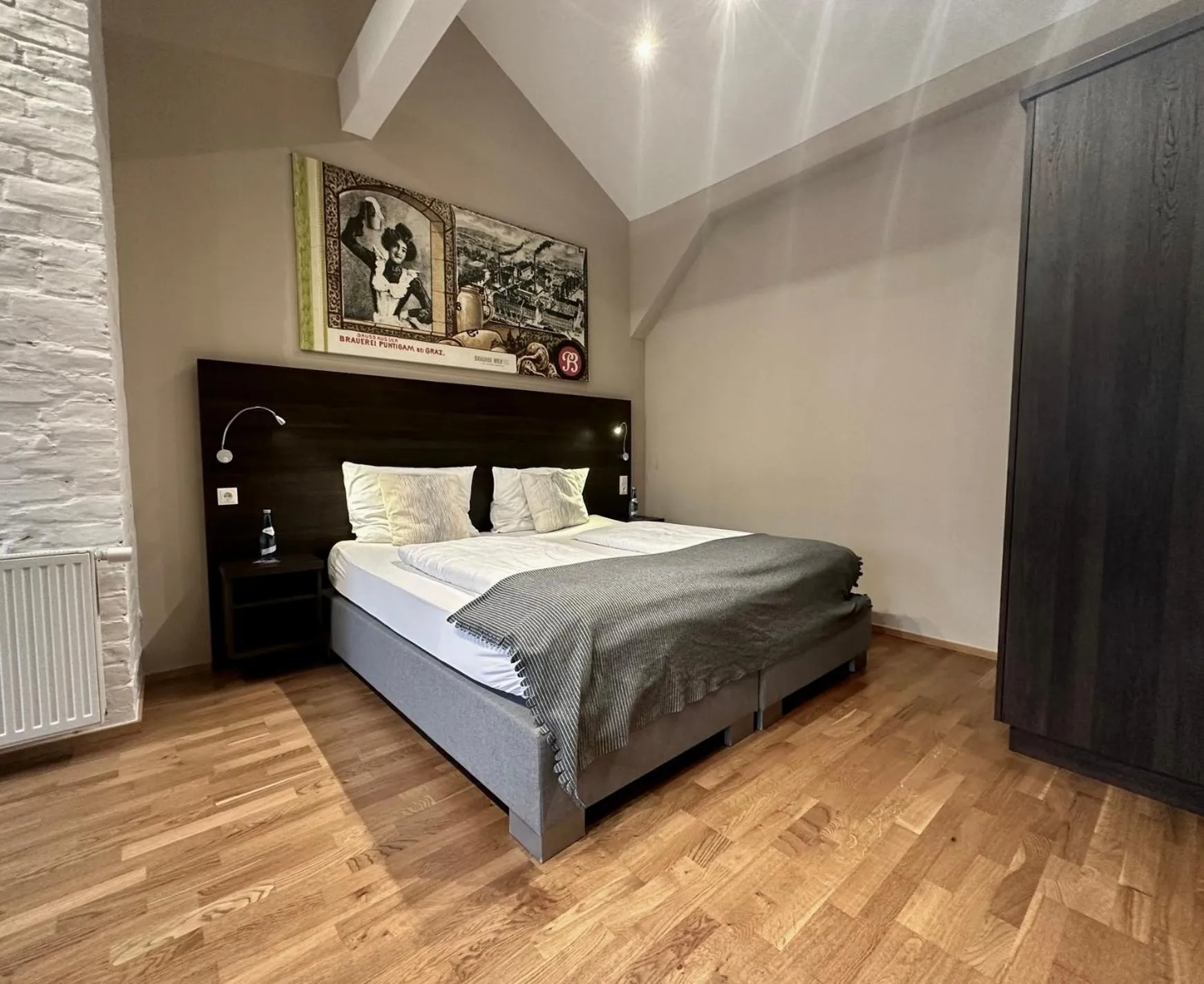 Bed in Hotel Brauhof Wien