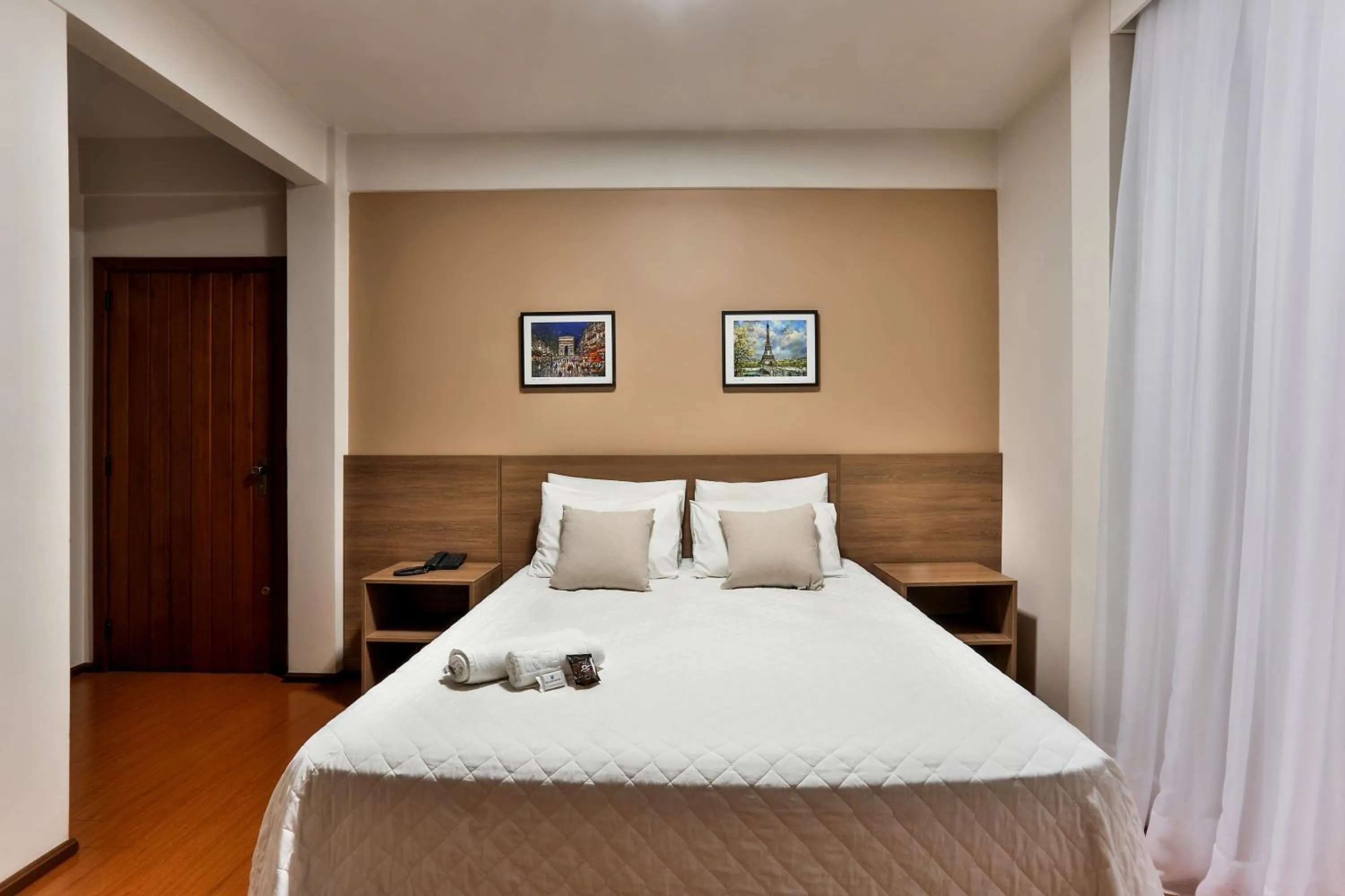 Bed in Zallon Hotel Executivo