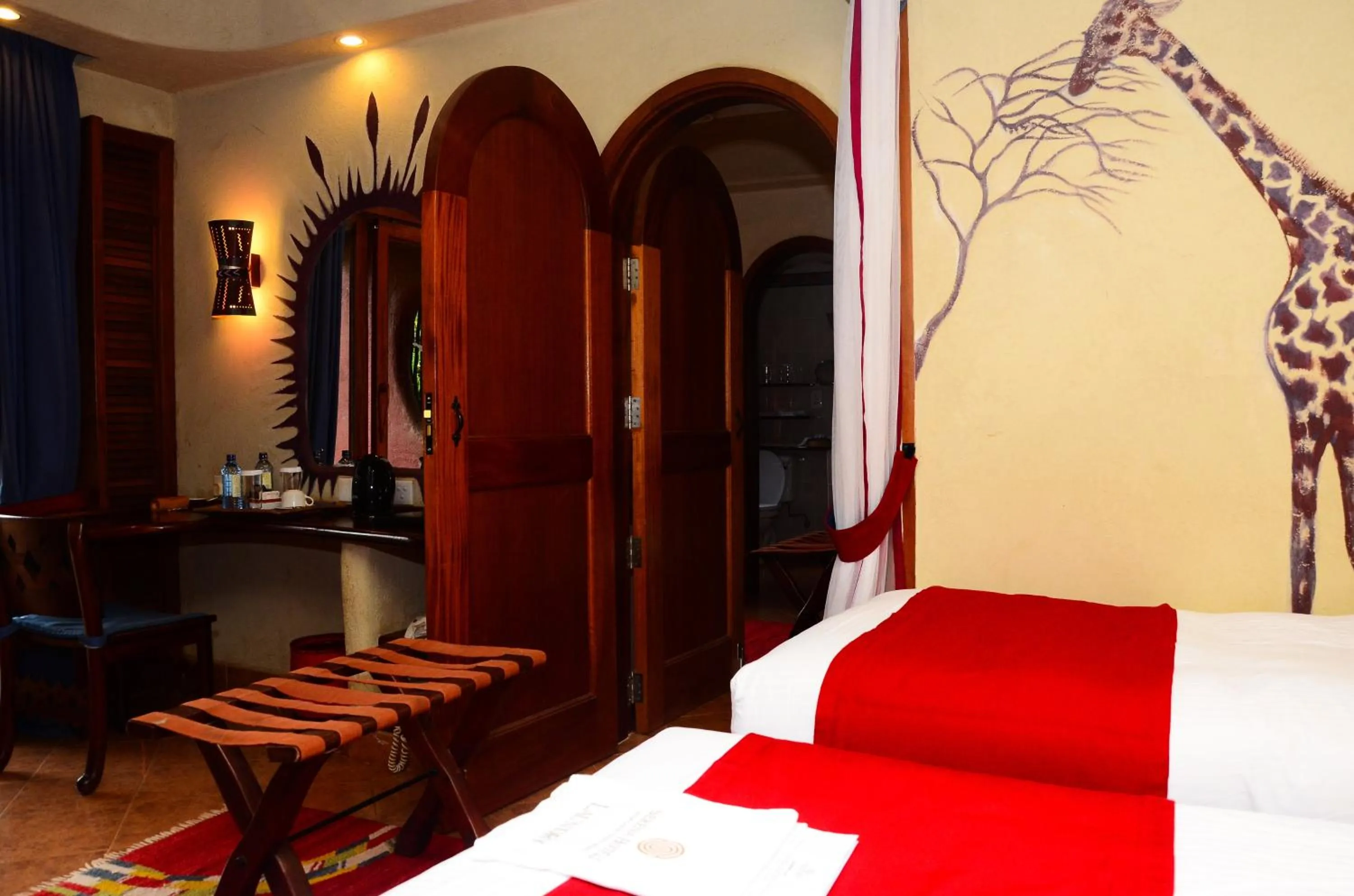 Bathroom, Bed in Amboseli Serena Safari Lodge