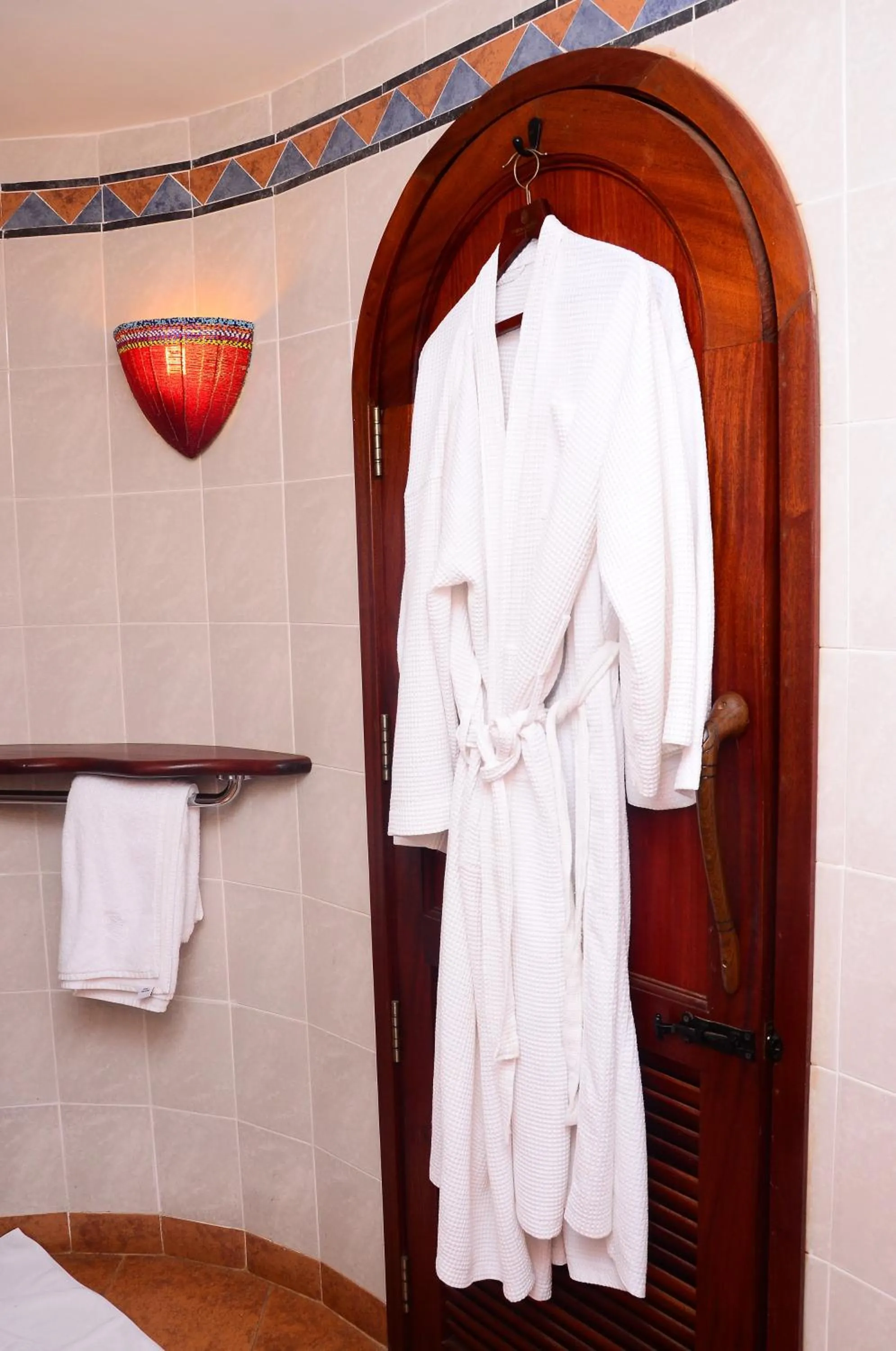 Bathroom in Amboseli Serena Safari Lodge