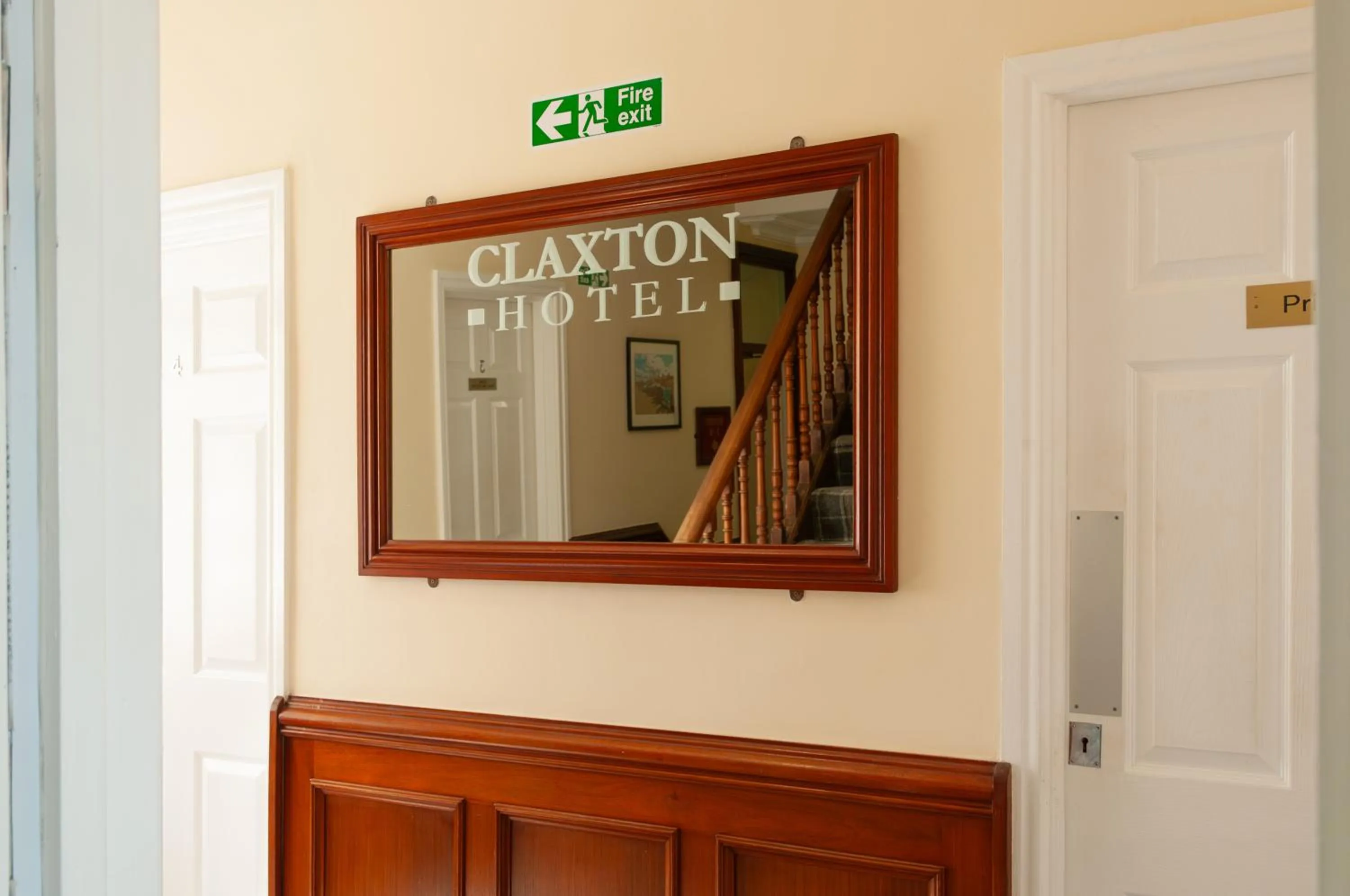 Claxton Hotel