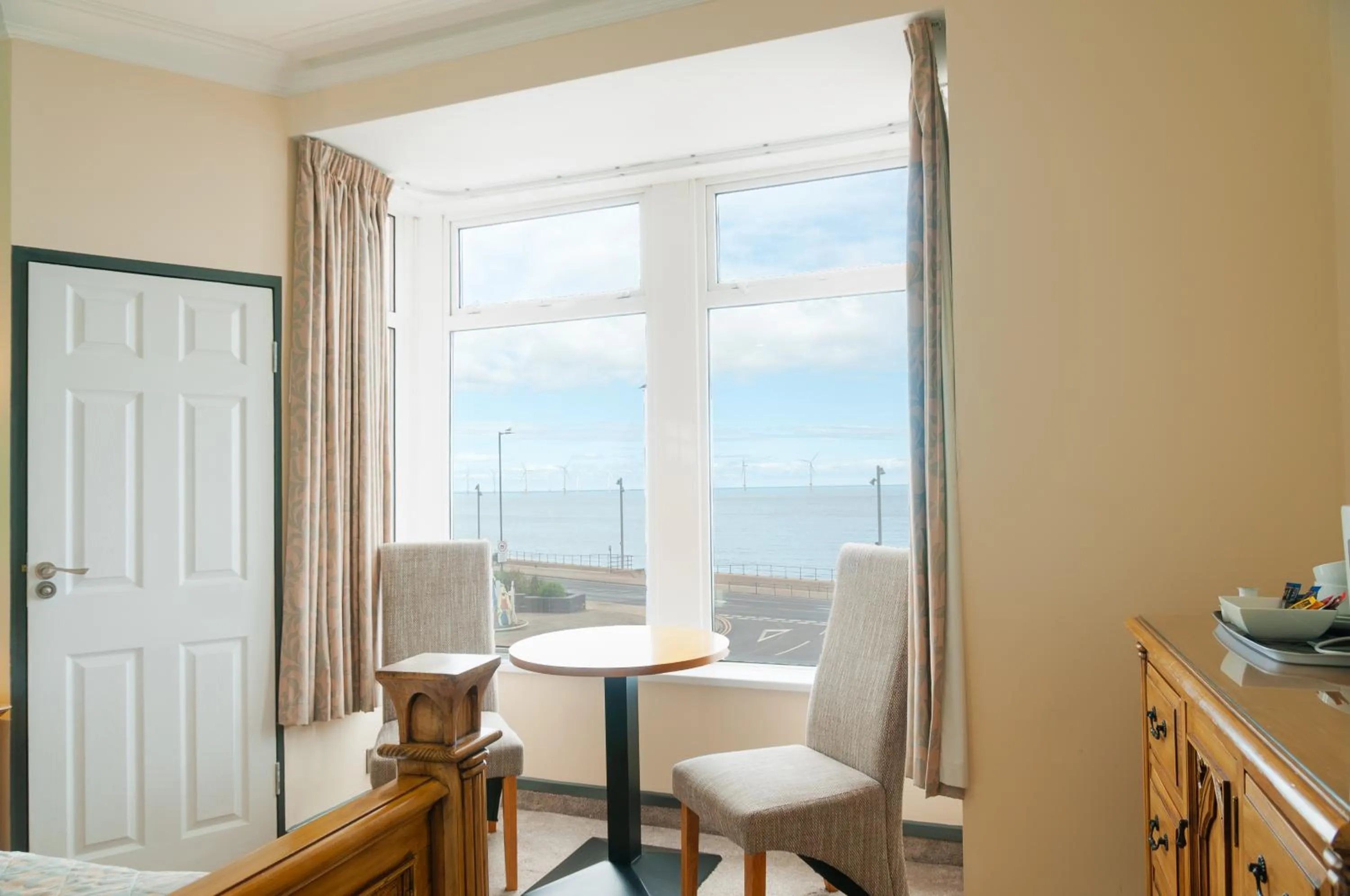 Sea view in Claxton Hotel
