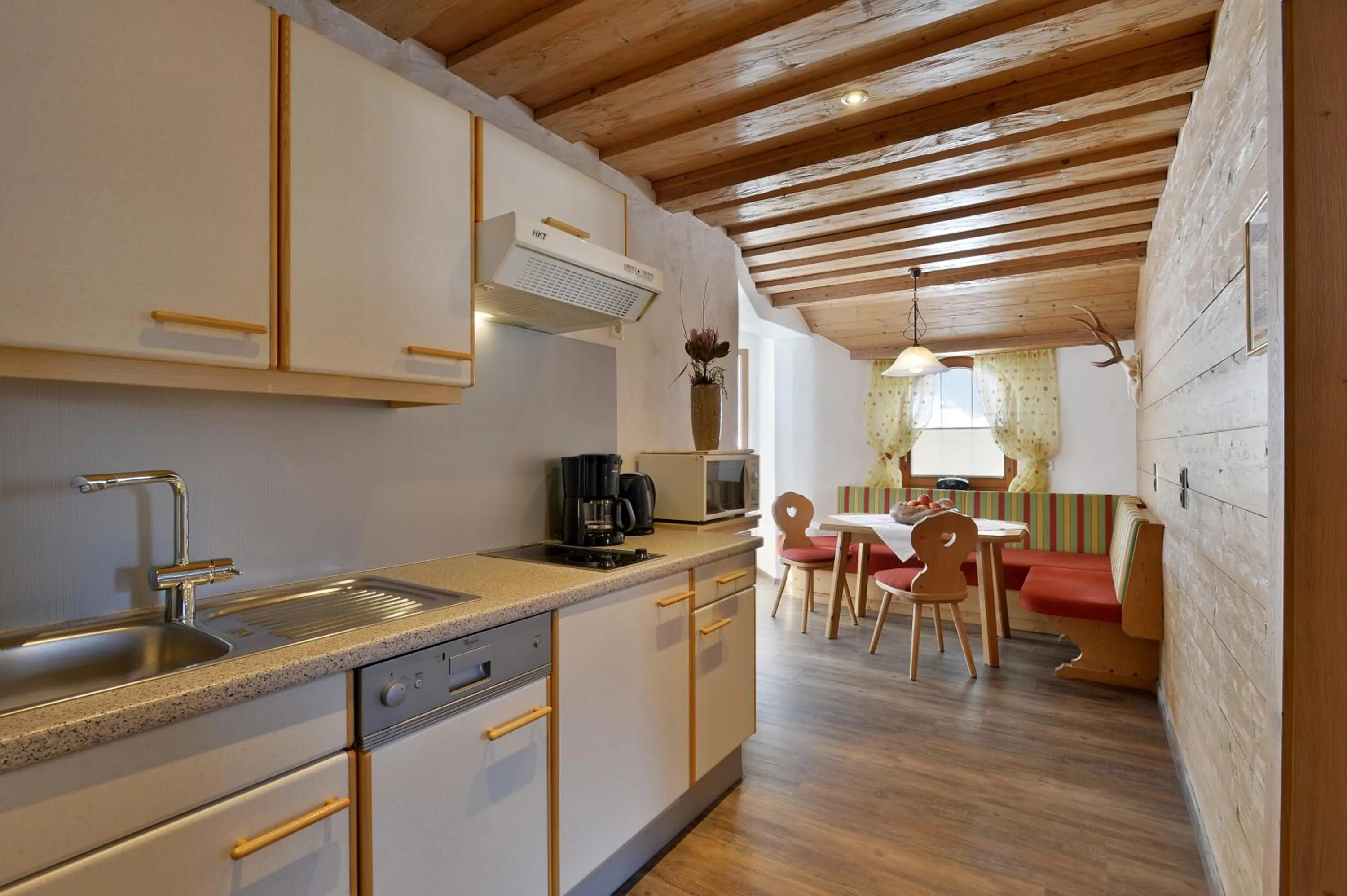 Kitchen or kitchenette in Alpinschlössl