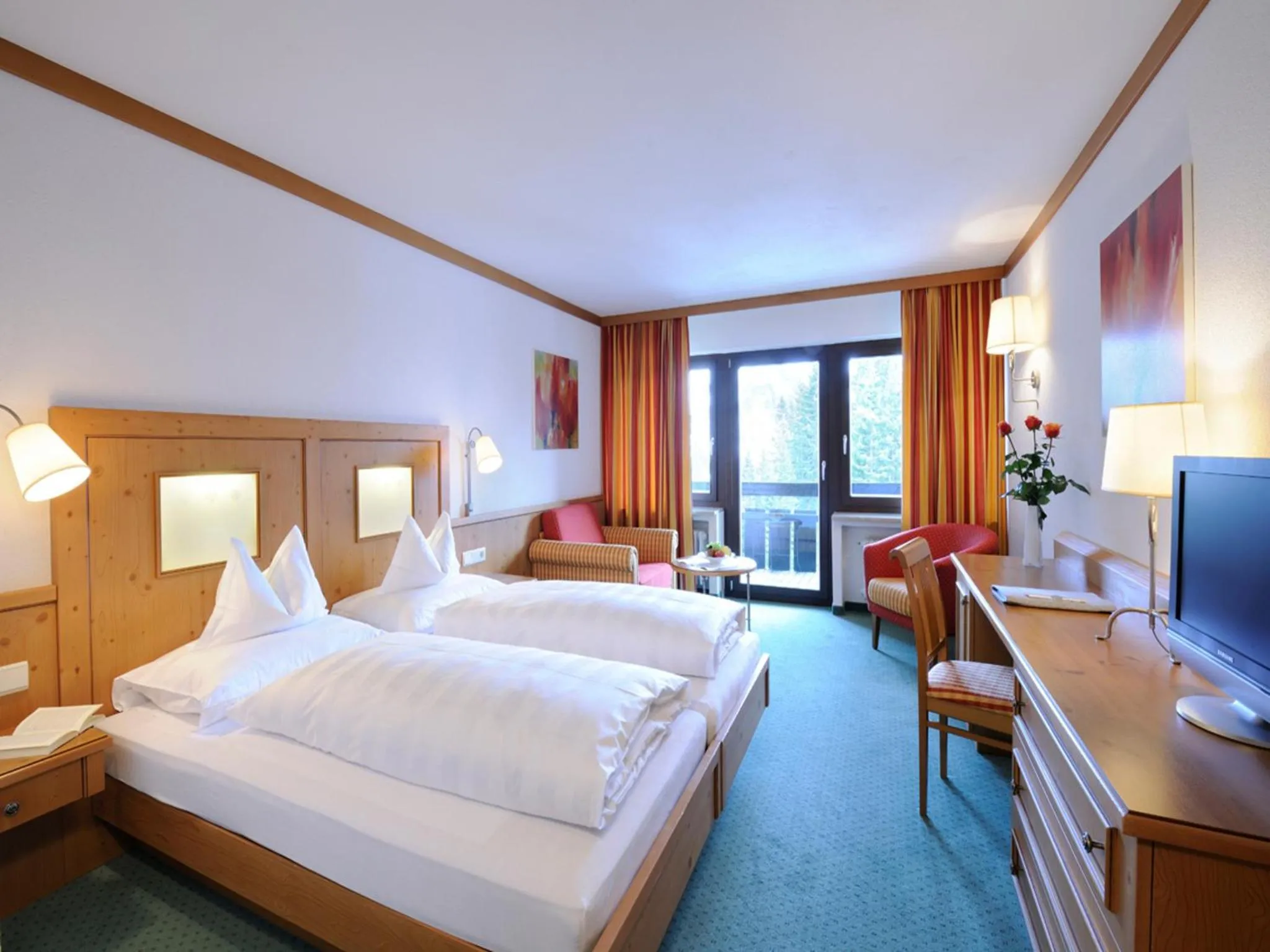 Photo of the whole room, Bed in Cresta.Alpin.Sport.Hotel