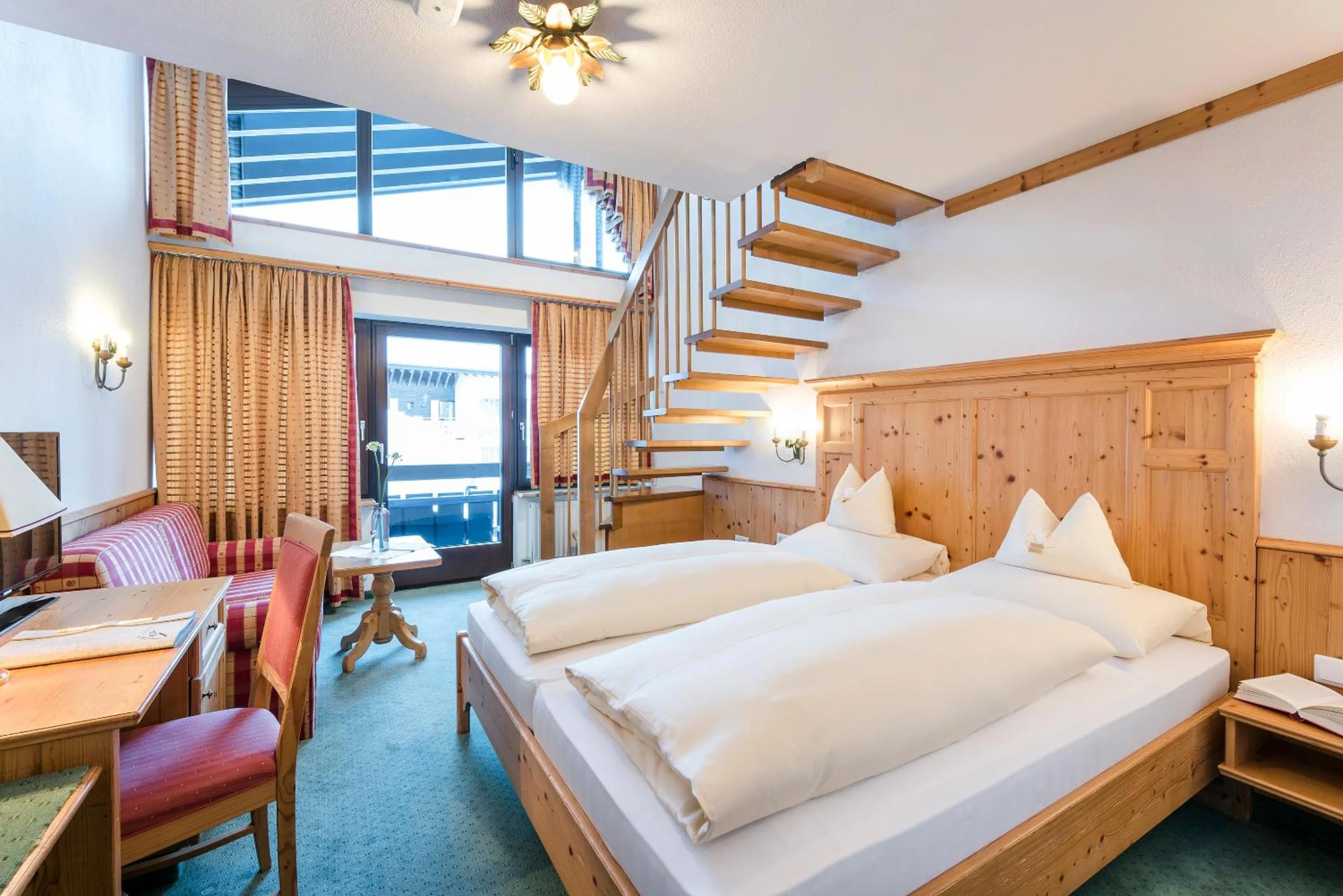 Photo of the whole room, Bed in Cresta.Alpin.Sport.Hotel