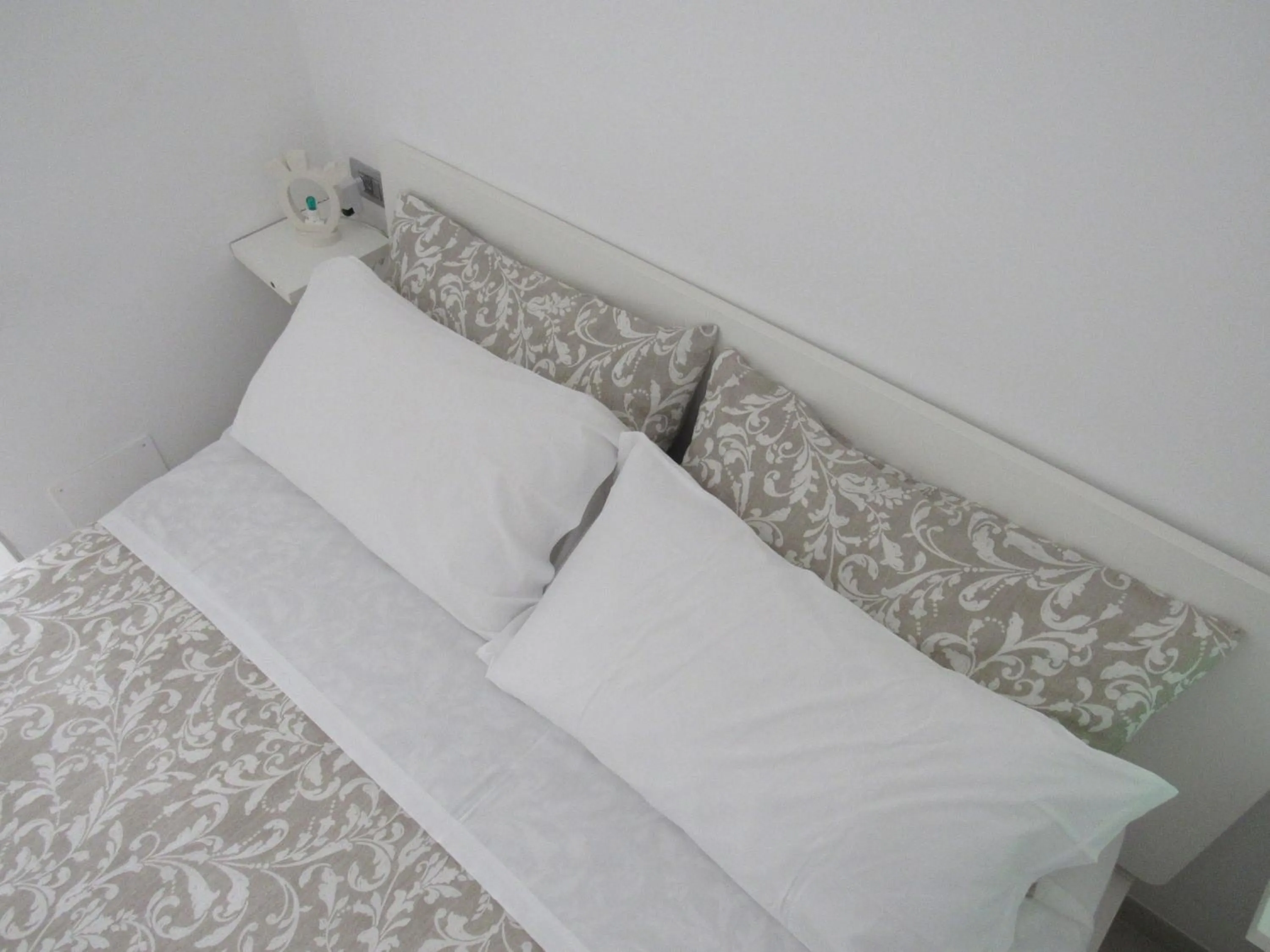 Bed in Vicolo Fiorito B&B