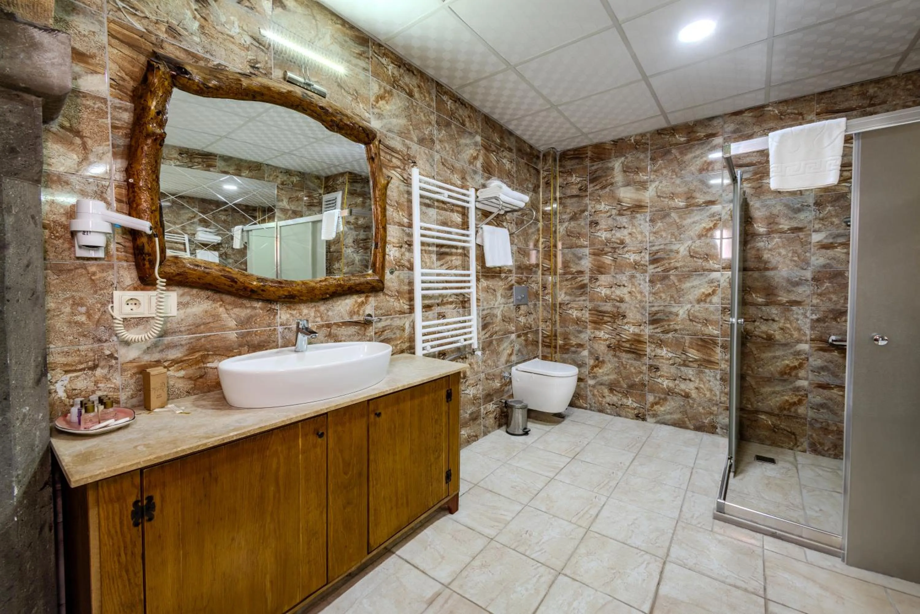 Bathroom in Çakıltaşı Evi Otel Spa