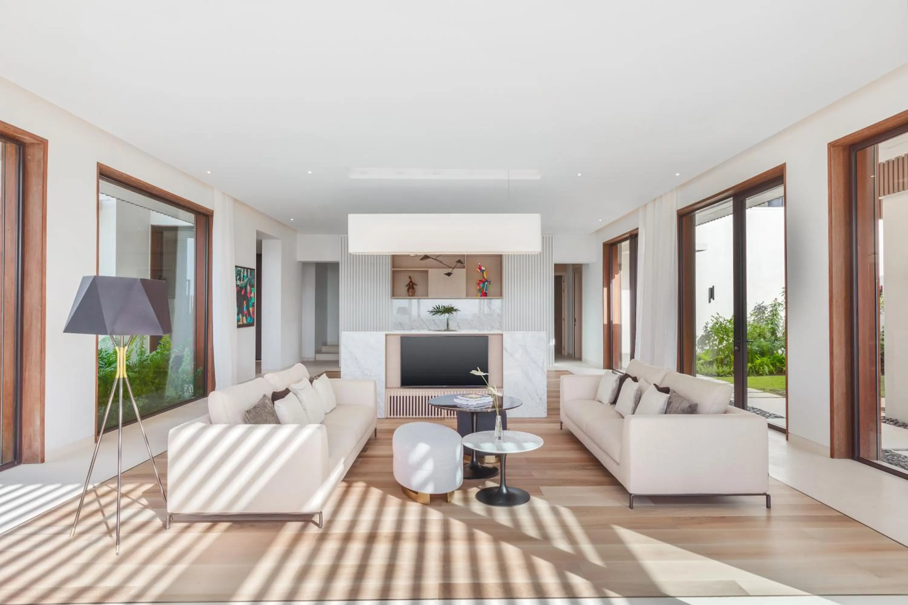 Communal lounge/ TV room in Silversands Resort Grenada at Grand Anse