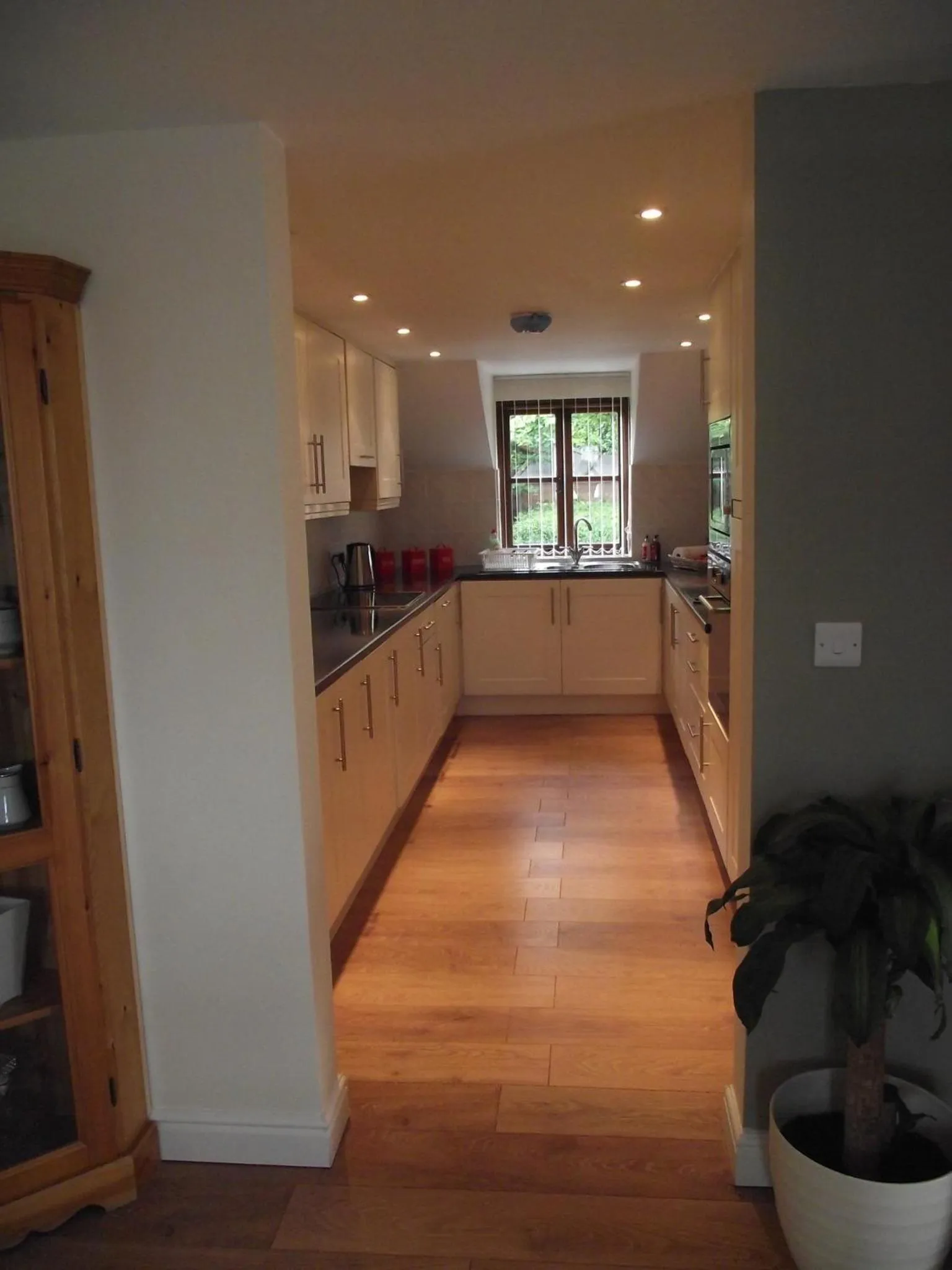Kitchen or kitchenette in Carpenters Cottages