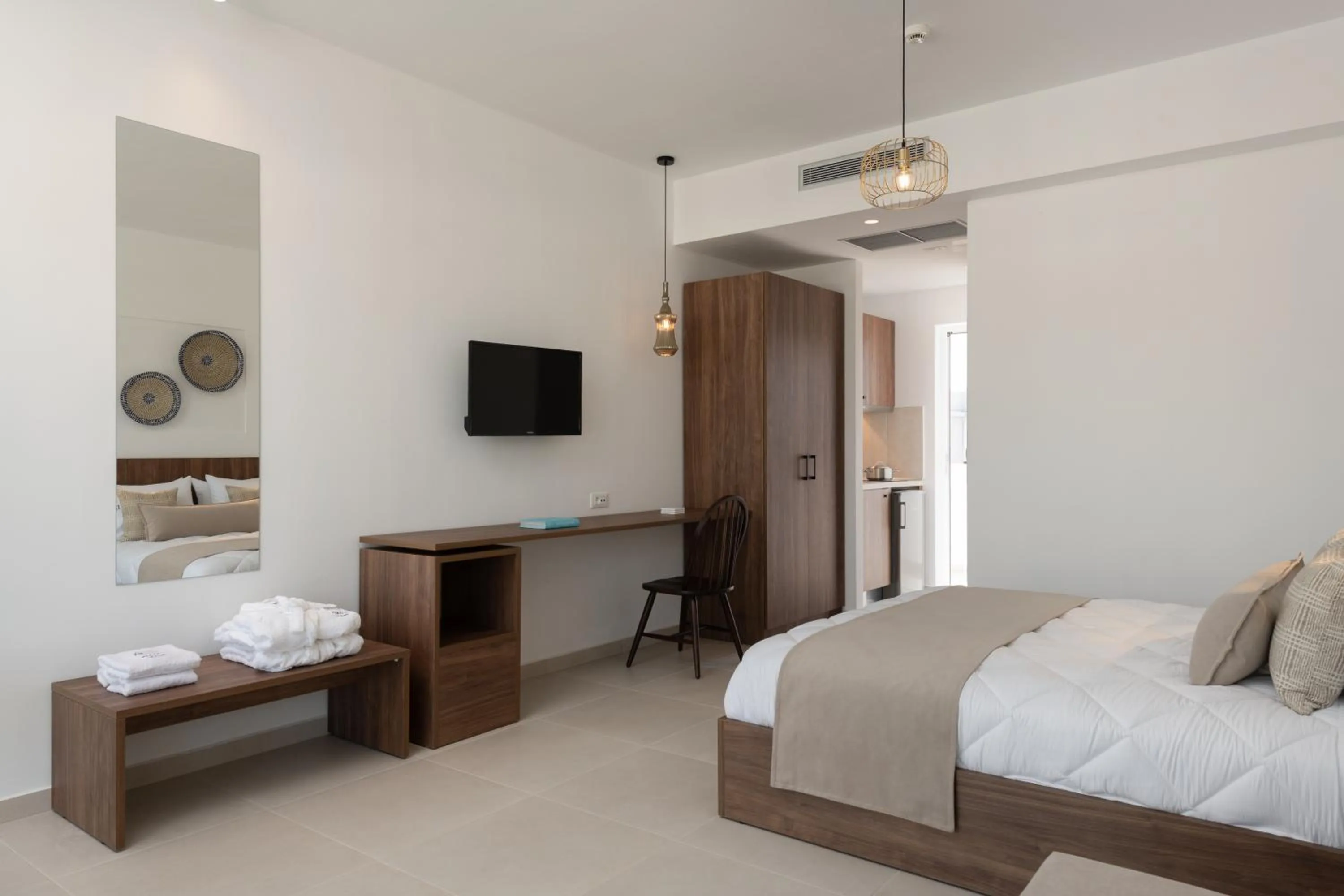 TV and multimedia, Bed in Nama Retreat